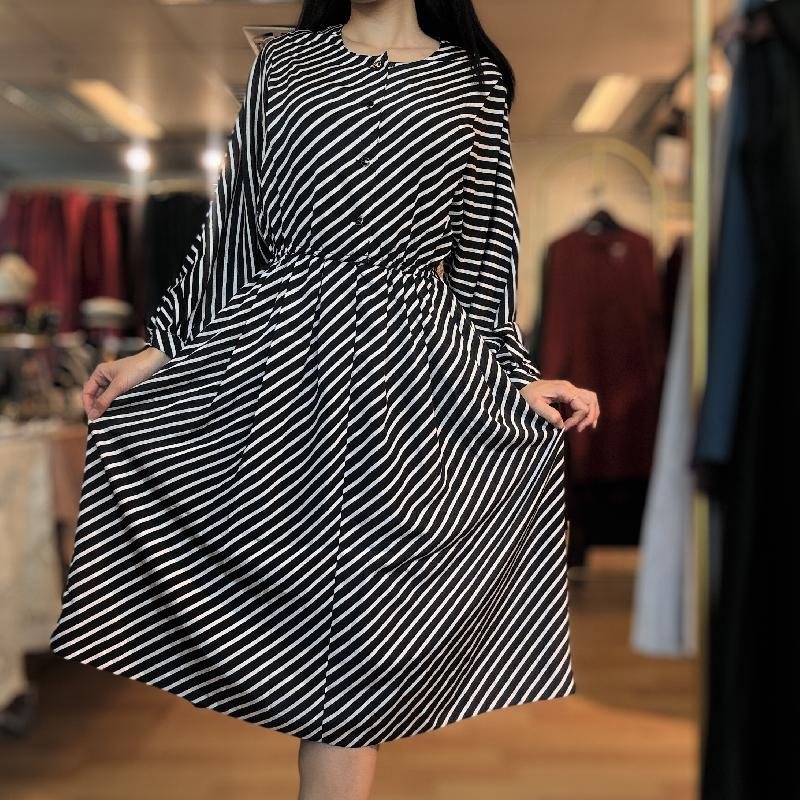 Vintage Black and White Striped Dress (MT2260)