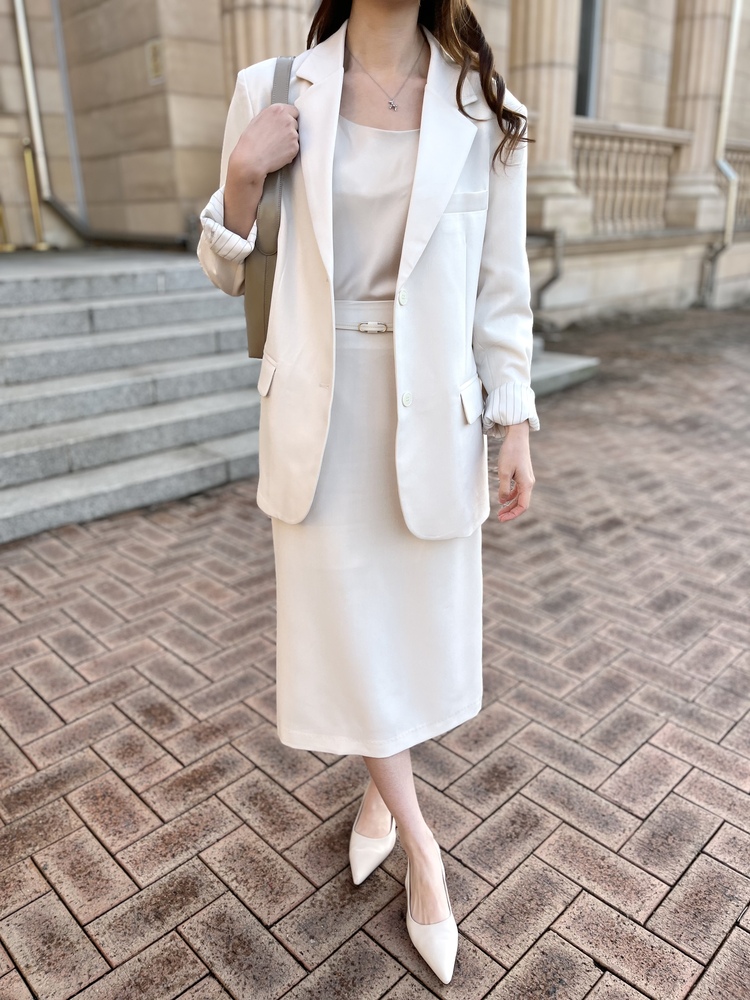 Atelier Relaxed Blazer (Ivory)