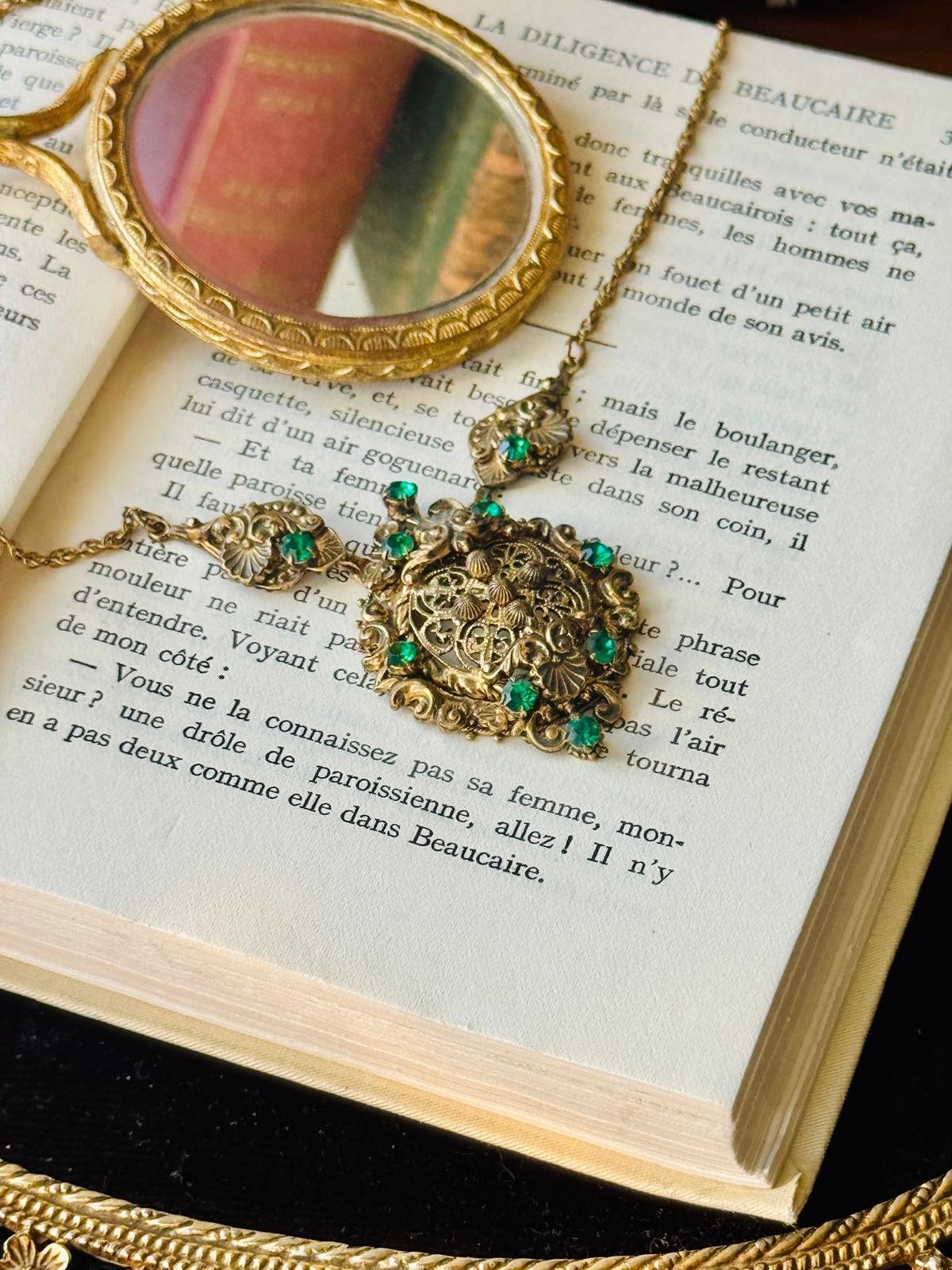 Mid-Century Czechoslovakian Emerald Rhinestone Scrollwork Necklace(MT2693)