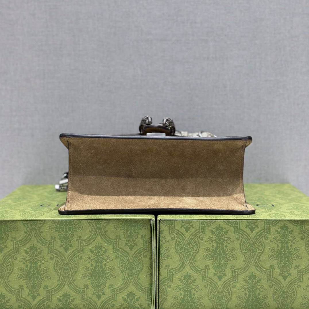 ▪大货实拍 𝐇𝐚𝐧𝐝𝐥𝐞 𝐃𝐢𝐨𝐧𝐲𝐬𝐮𝐬新品系列 型号：739496 尺寸：24.5*15.5*10cm