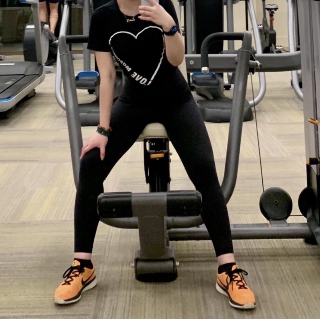 Moschino 大人款銀色劃線心Love Moschino 黑色Tee