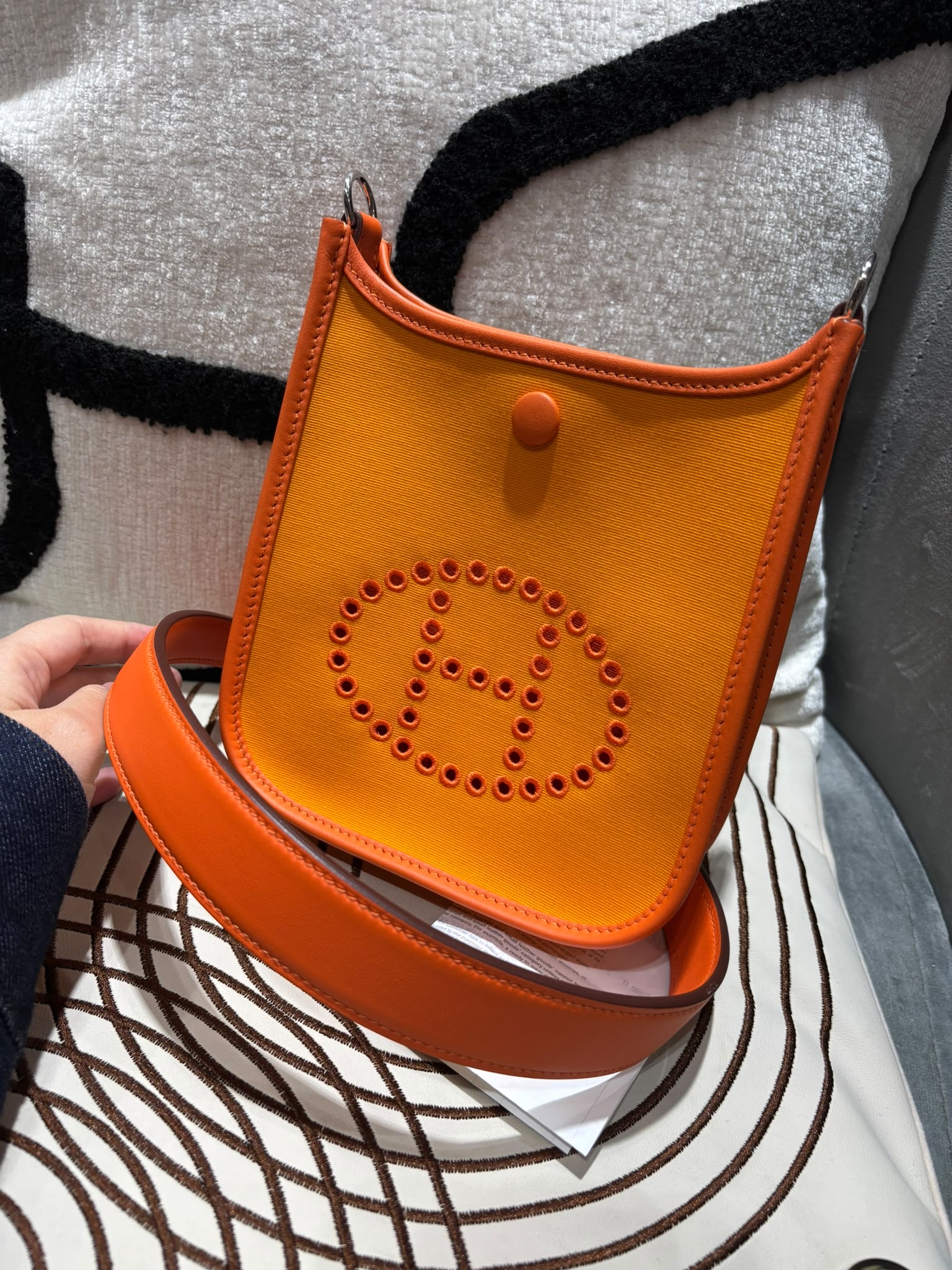 全新Hermes Mini Evelyne Limited Edition 限量版100%Authentic, 全新未使用品✅ 專門店收據✅Dust bag✅盒