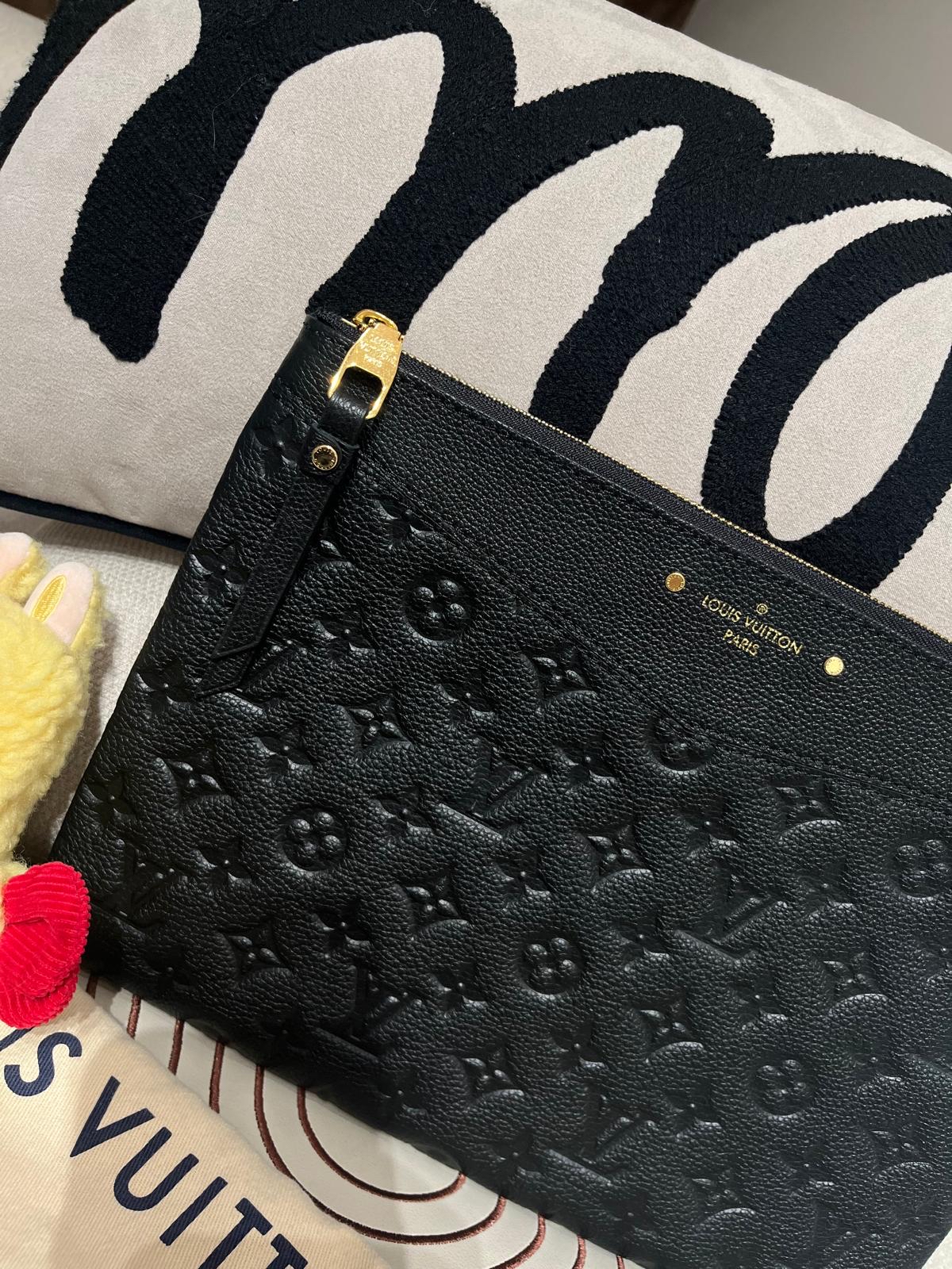 Lv Daily Pouch Monogram Empreinte Leather M62937 by Louis Vuitton 100%Authentic, unused 未使用品✅dust bag