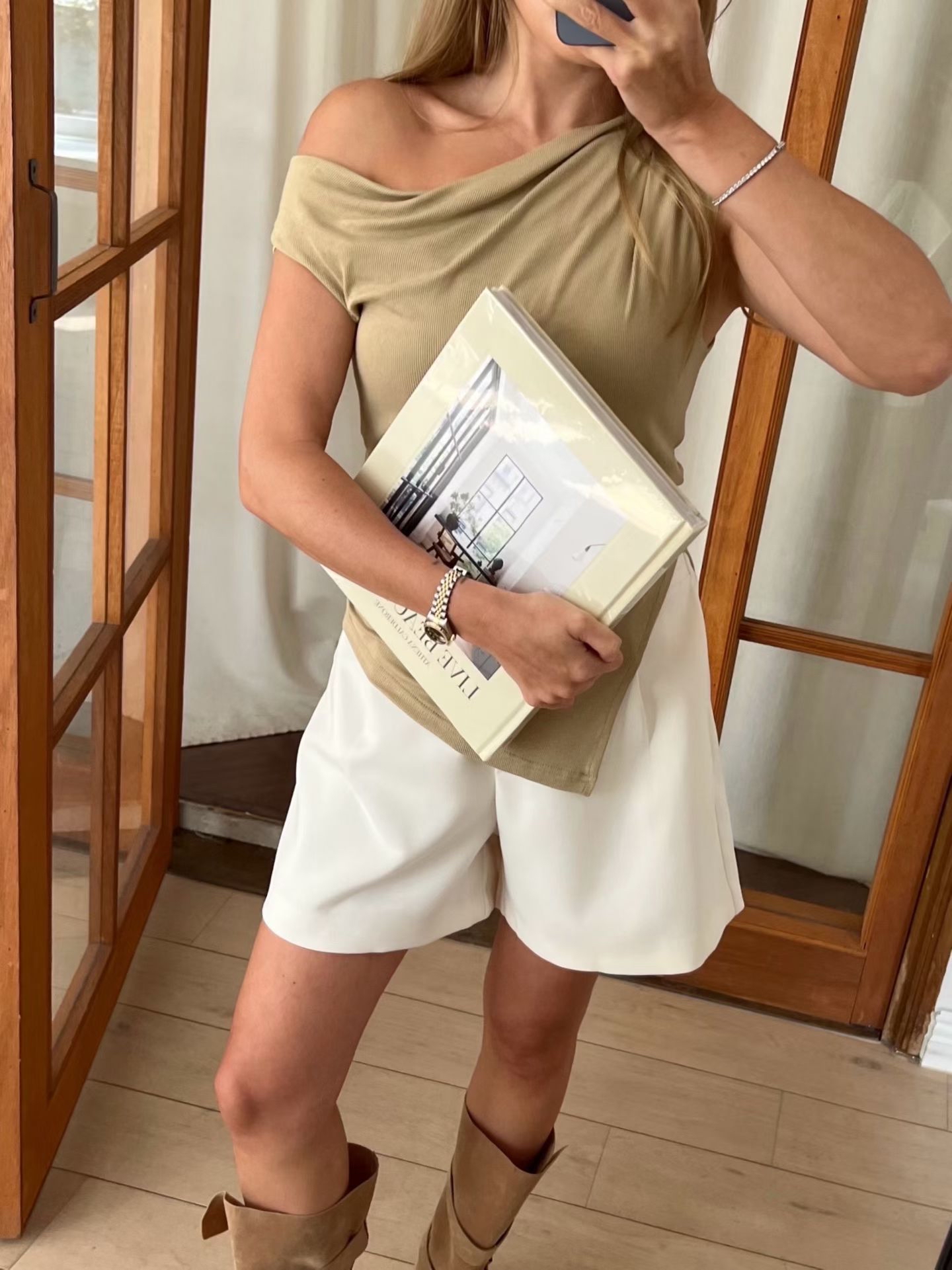 B9 圓領口抓皺柔滑背心