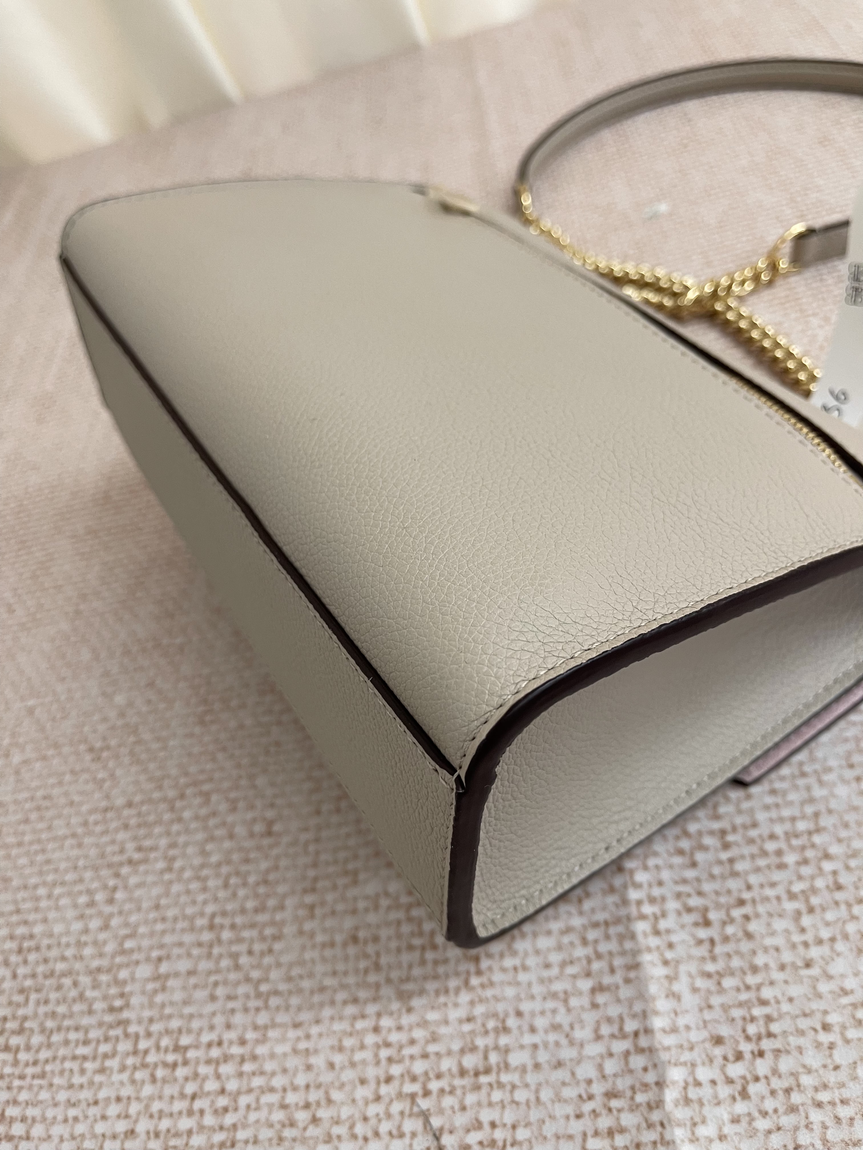 Pre-owned Louis Vuitton Mylockme/ Product Code: 26052120