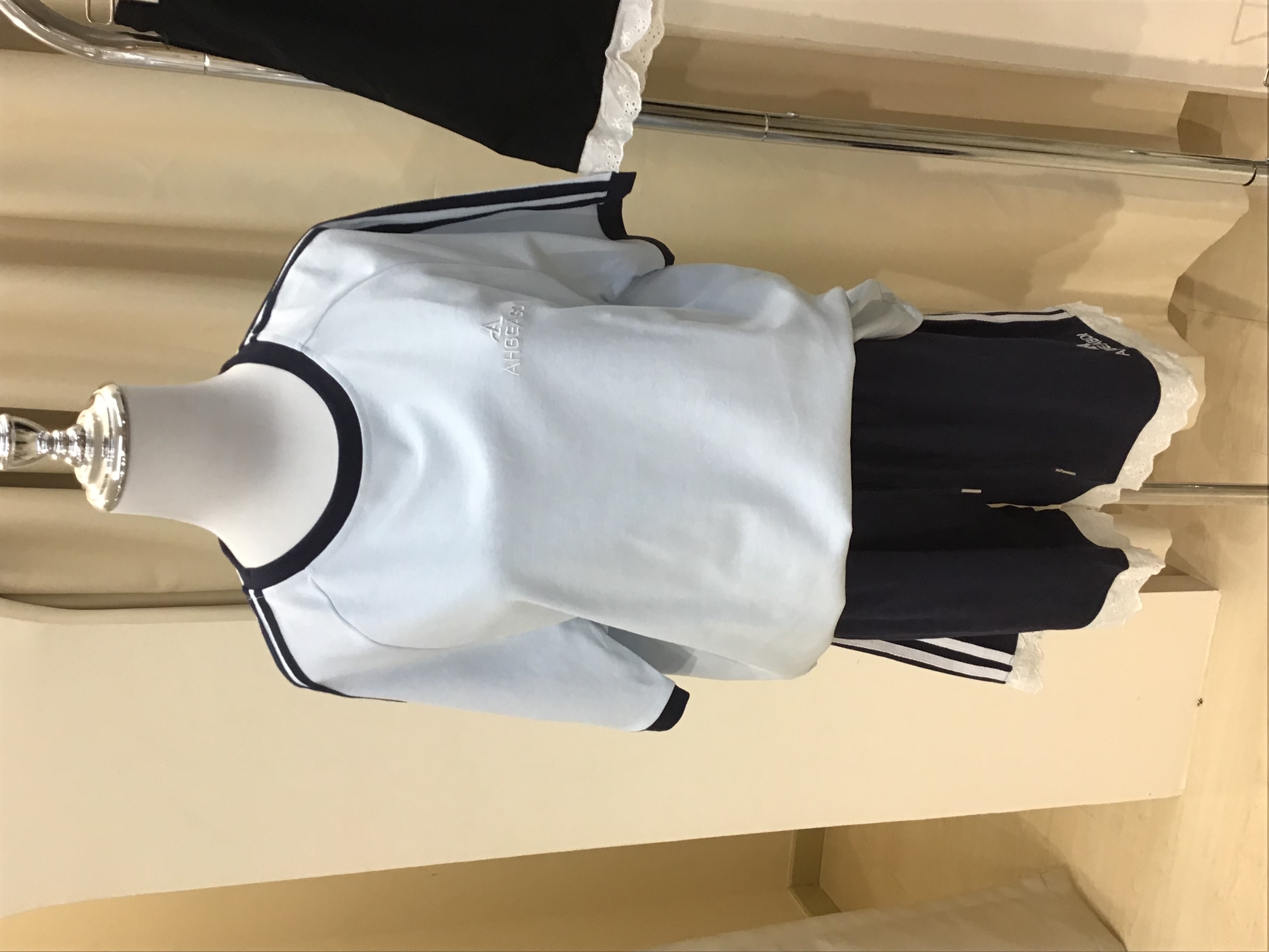 T恤休闲花边短裤套装