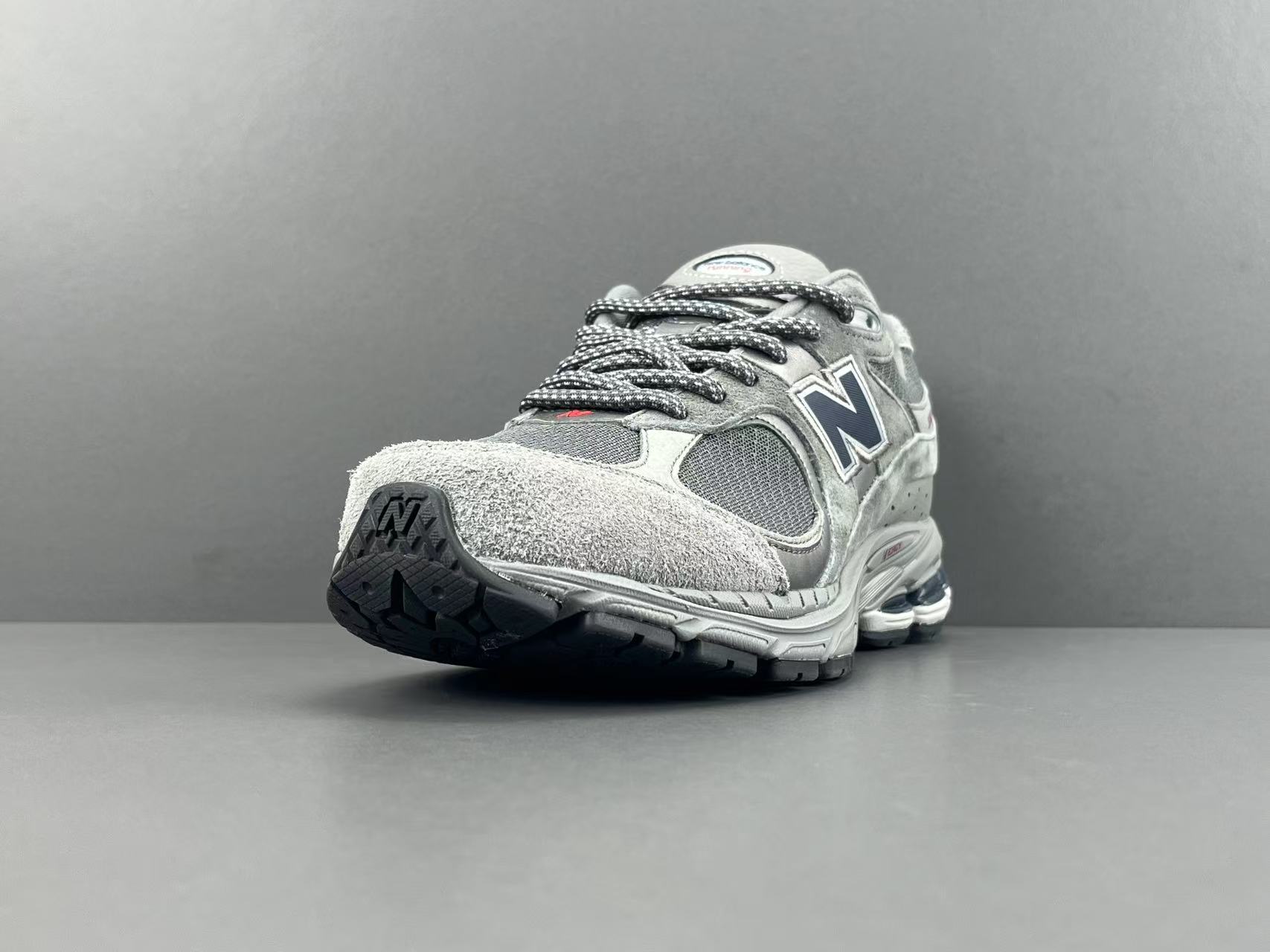 New Balance 2002R ML2002RHG