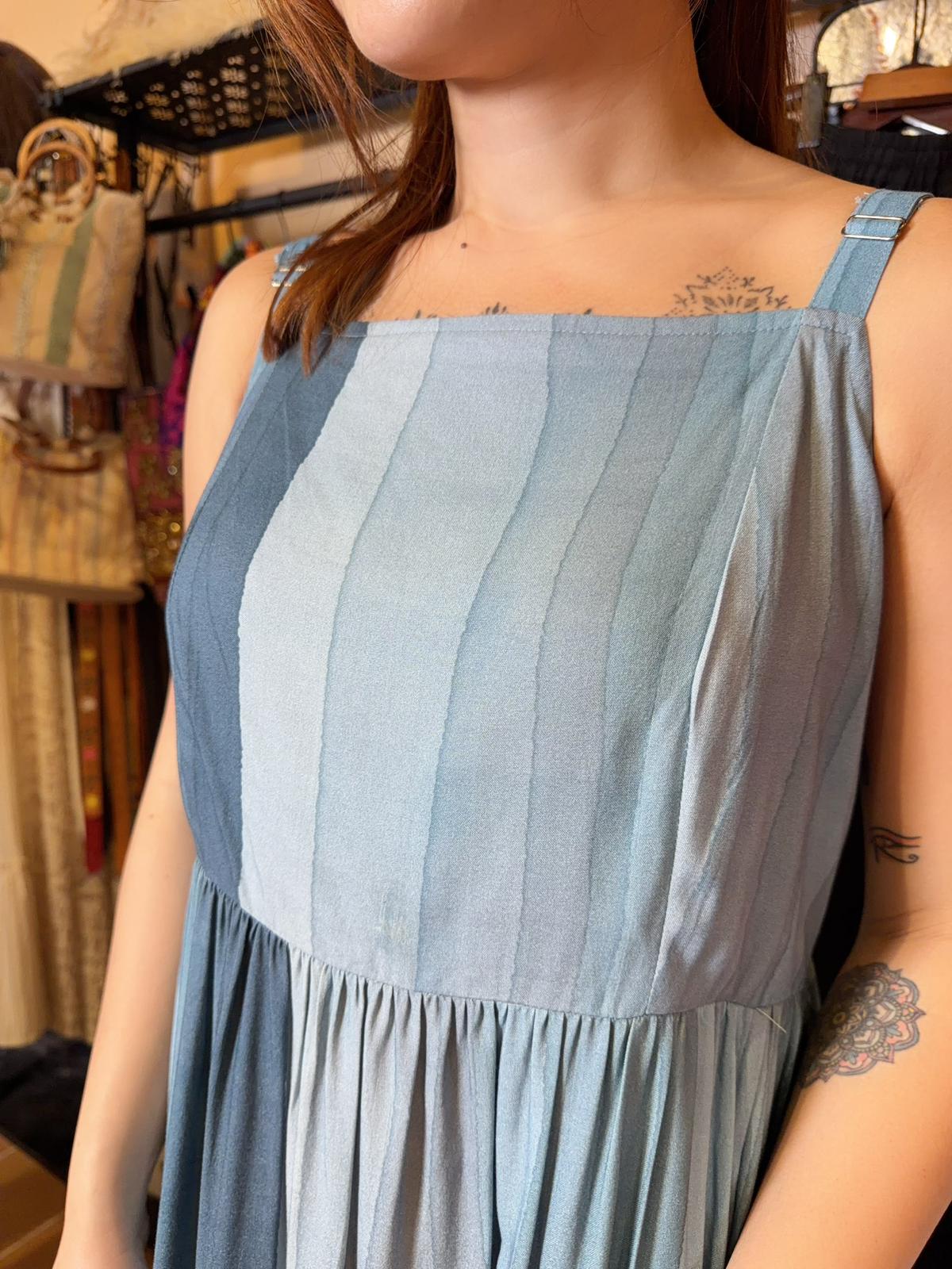 Ocean Blue Gradient Sleeveless 48" #1502