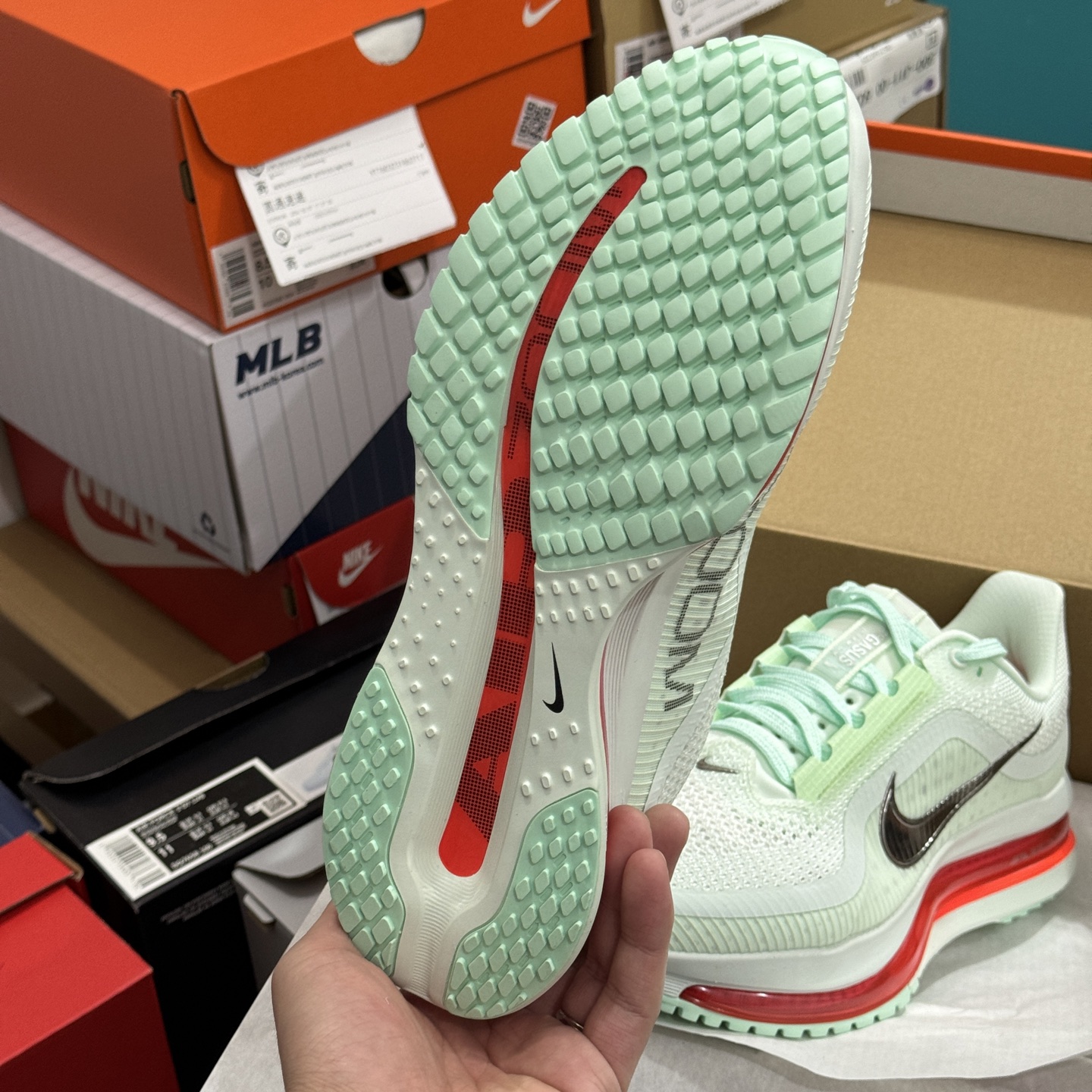 Nike Pegasus Premium "Barely Green" HQ2592-301 