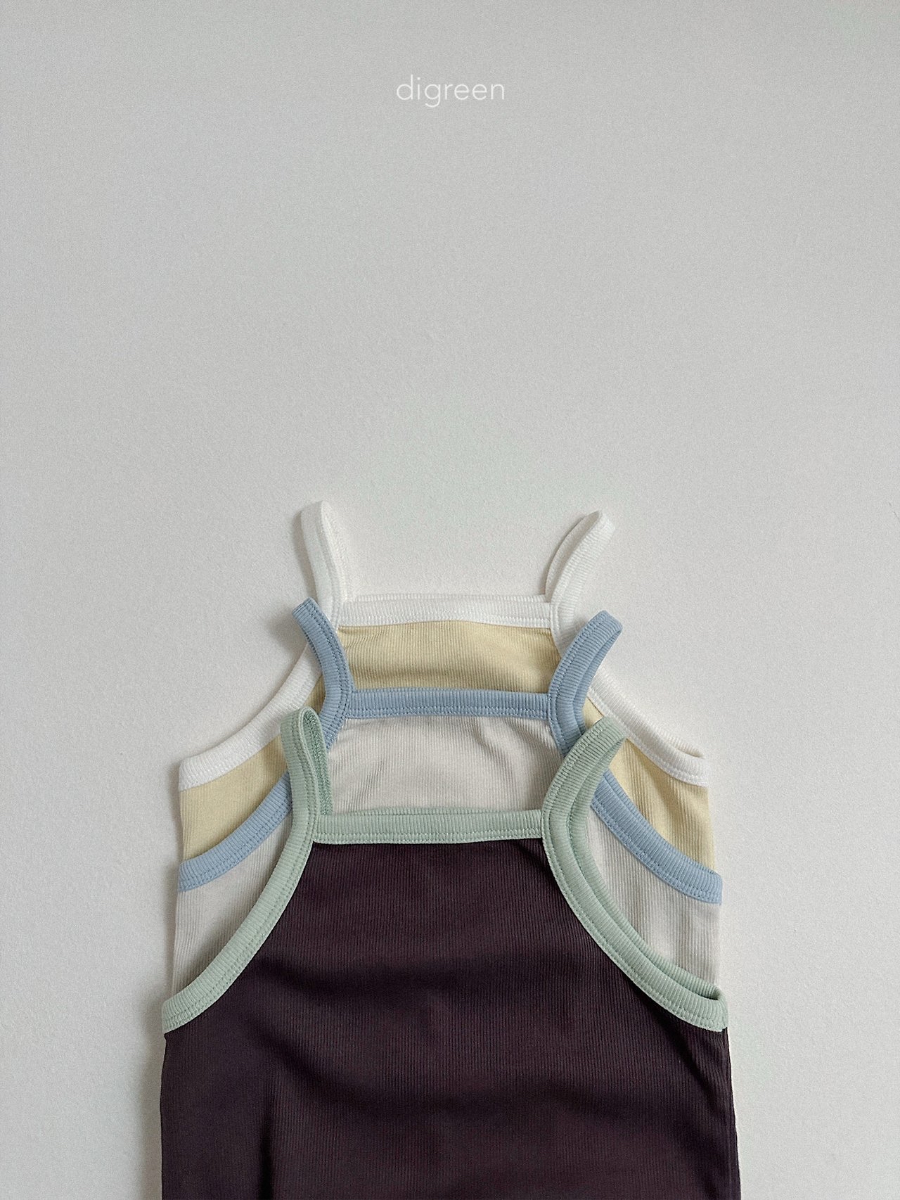 Digreen | sleeveless (Brown/Ivory (100-110)