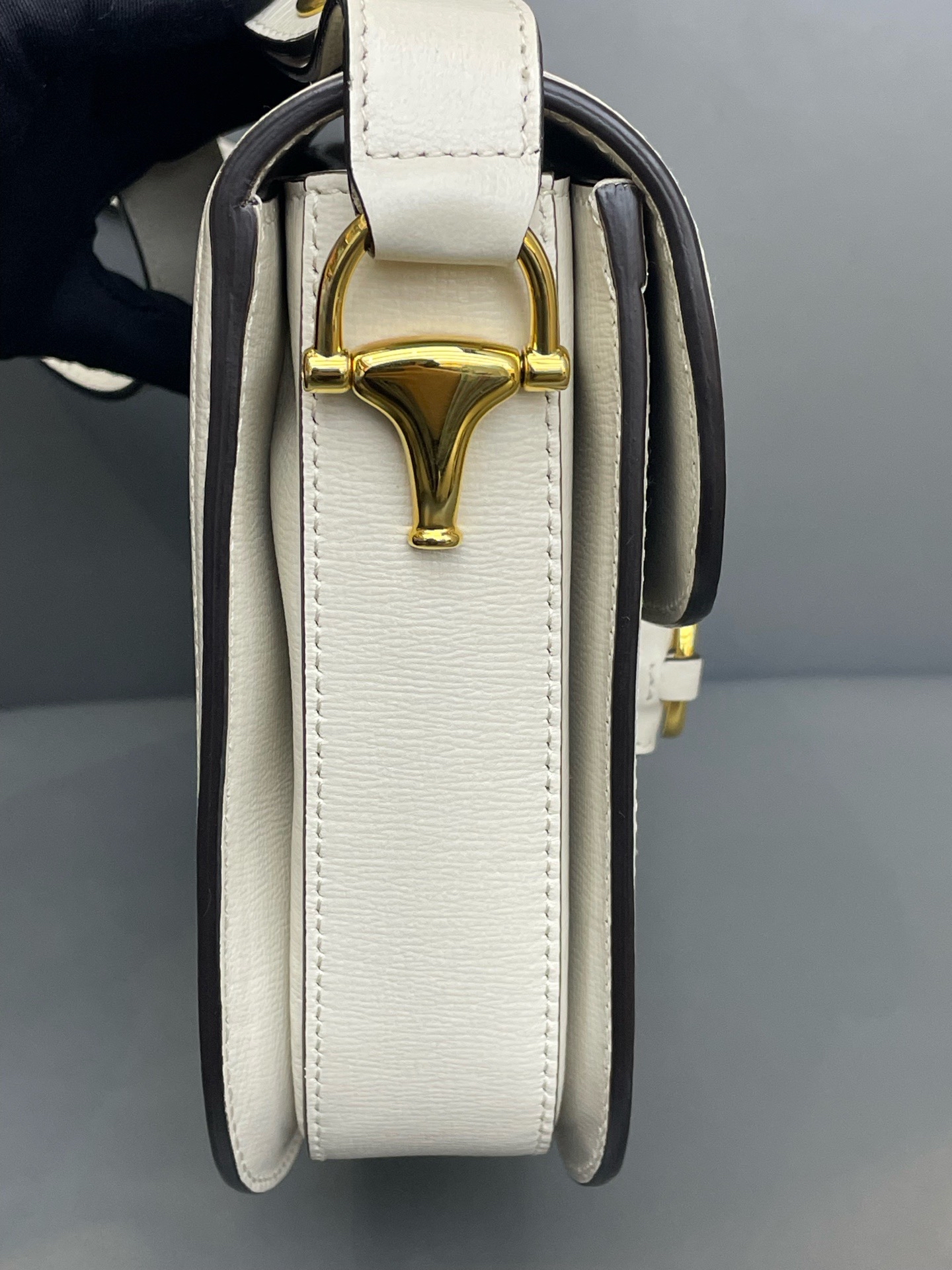 【預訂貨品】Gucci 1955 白色郵差包