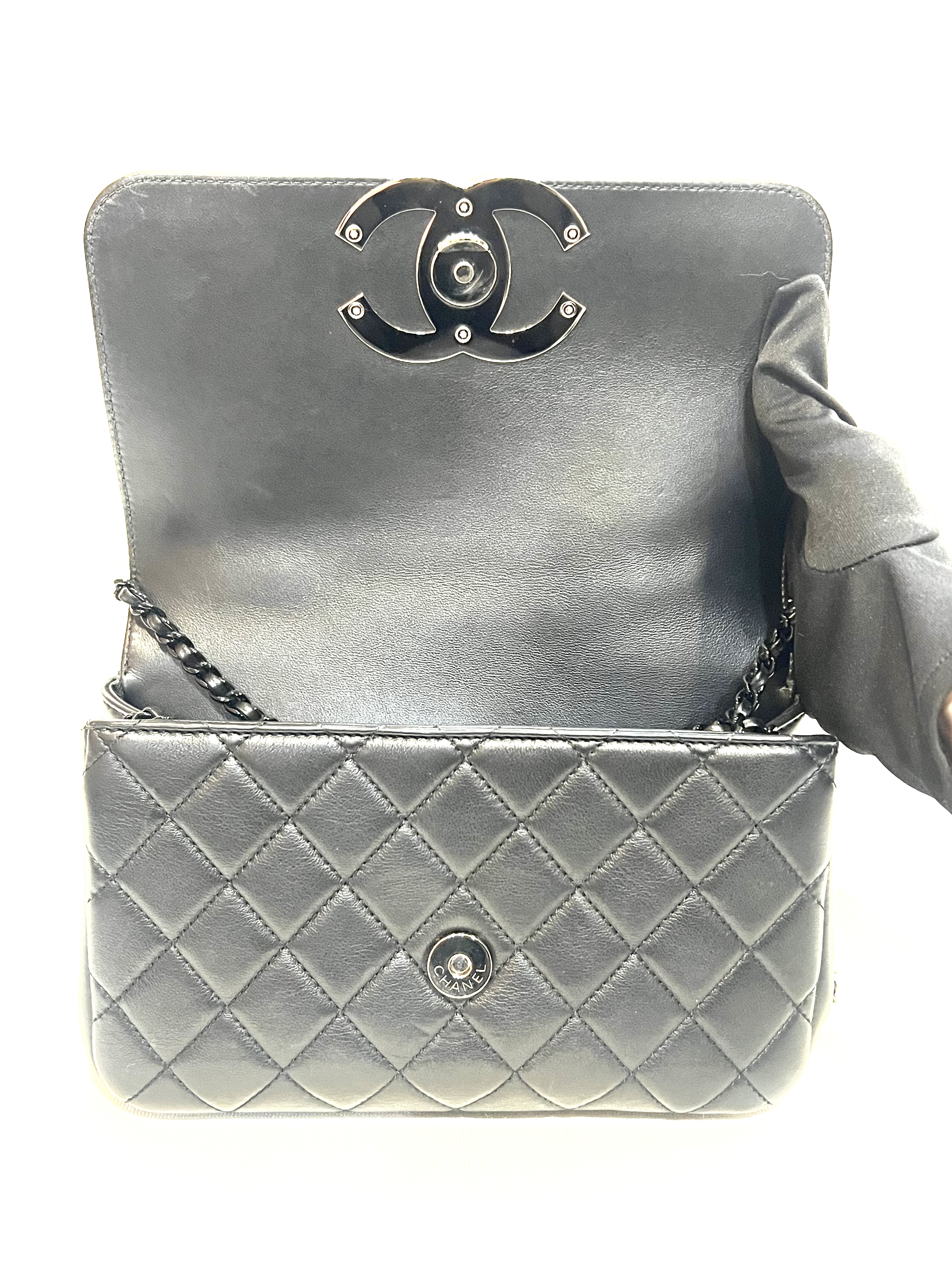 Pre-Owned CHANEL CC Filigree / Product Code: 26041654