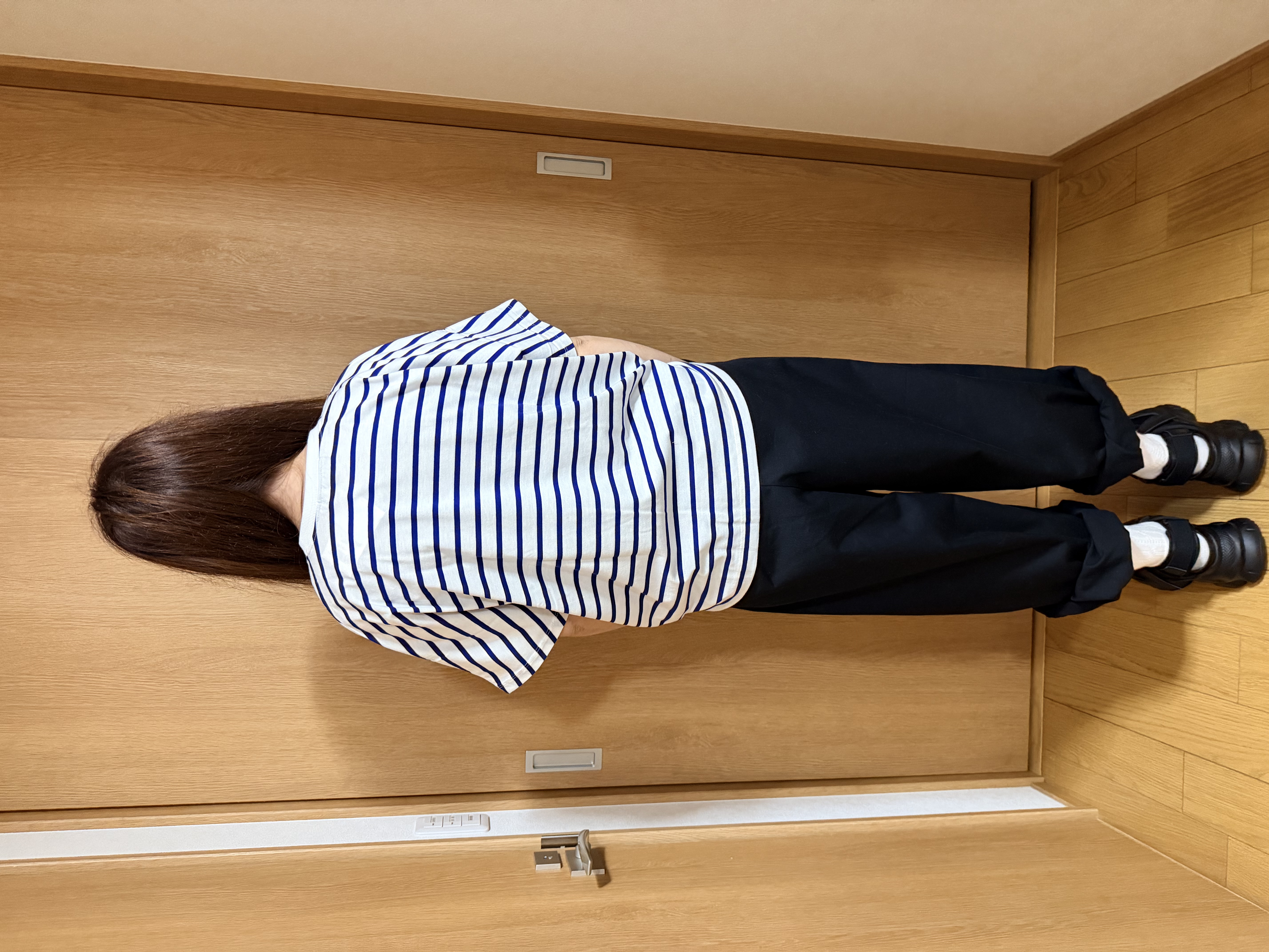 間條波點衫