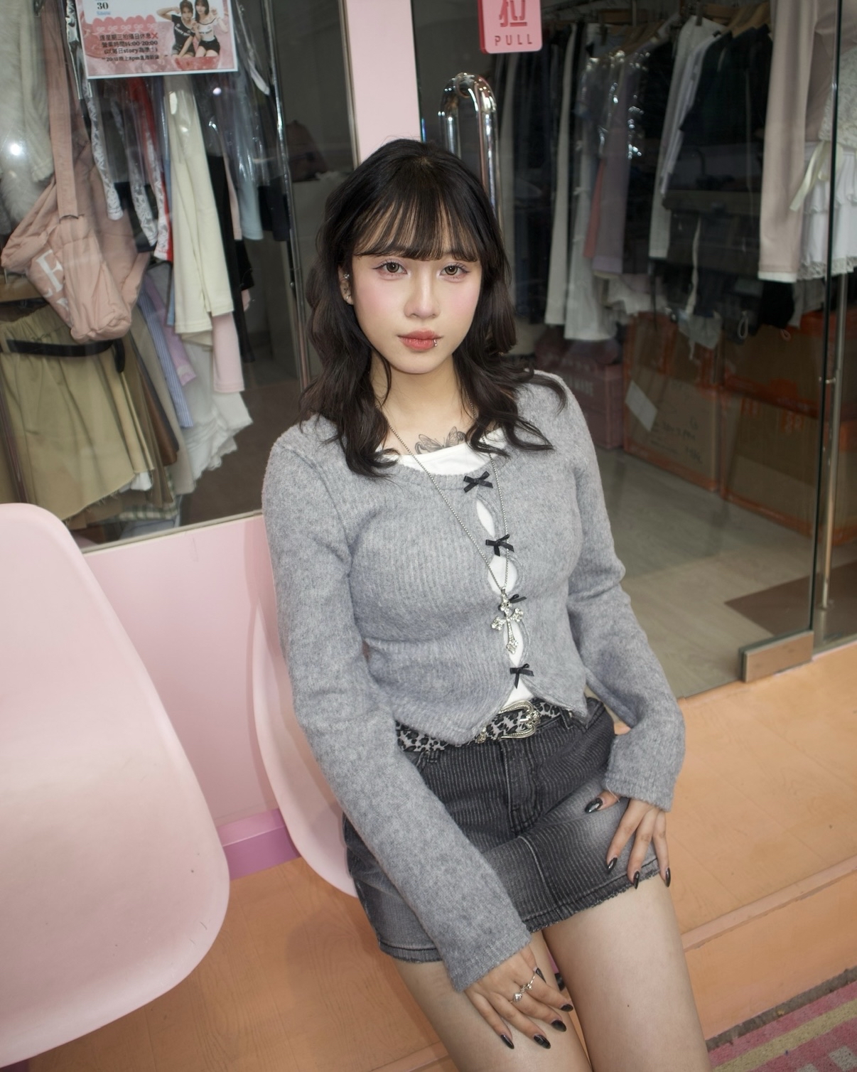 已售罄❌長期熱賣款式！燈芯絨假兩件蝴蝶掛頸top