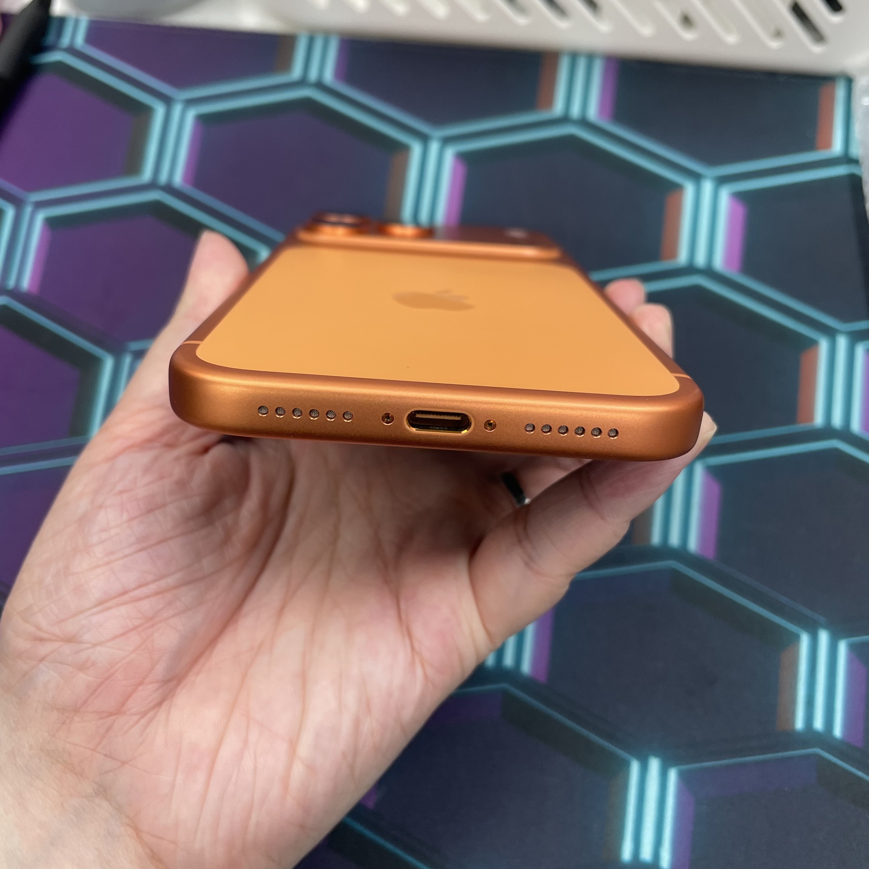 *6308 17 Promax 完美機 256GB 電100 橙色 orange