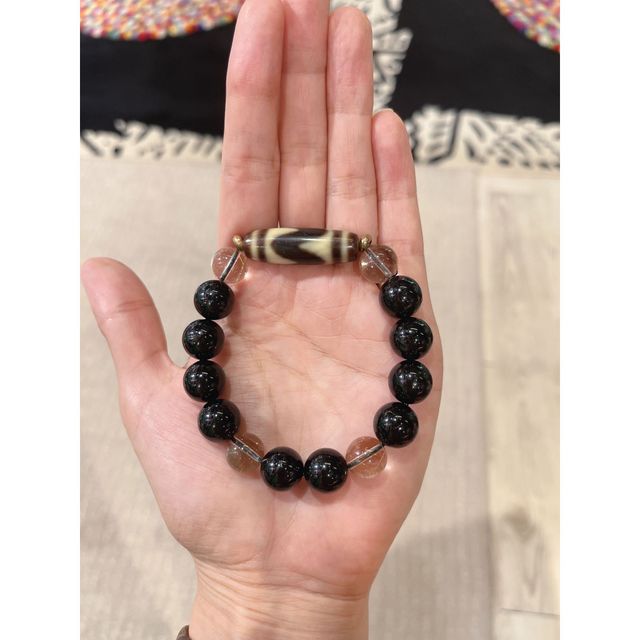 虎牙天珠 虎牙天珠～ | 百元Hundred Yuan JoyTrend(HK)Limited