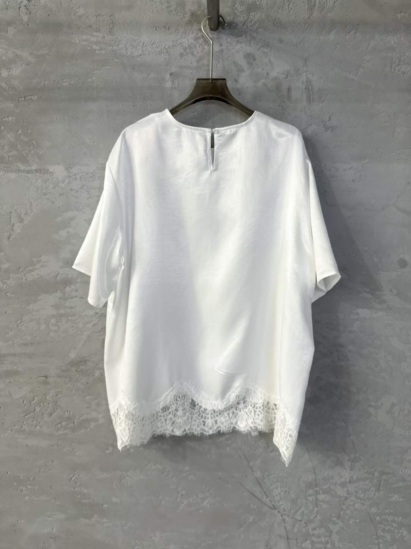 <限時預購> 2026 超流行Lace下擺質感上衫 TW260308K03 《9/3截單，預計4月中旬到港》