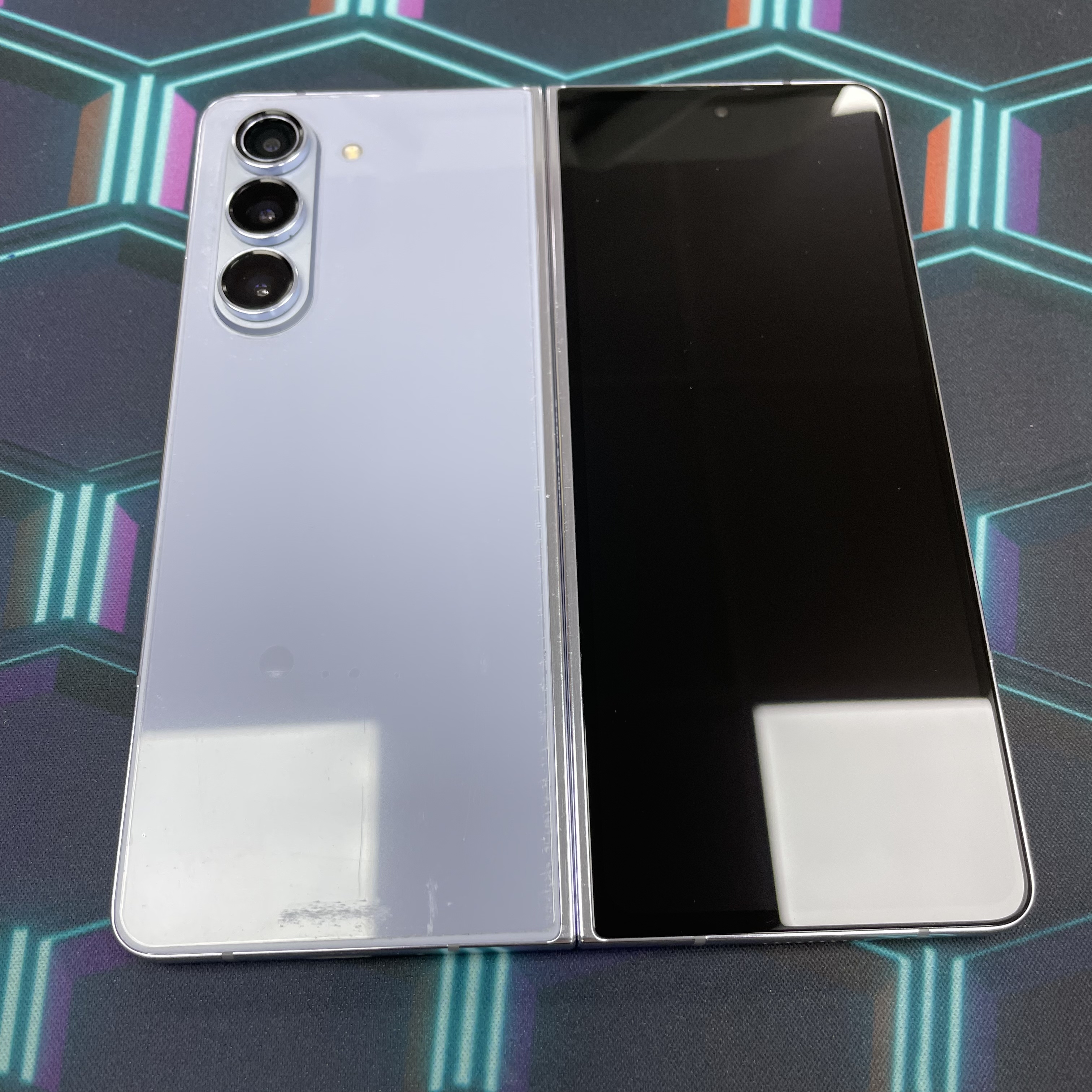 *5823B Galaxy Z Fold 5 超靚機 12+256GB 藍色 blue