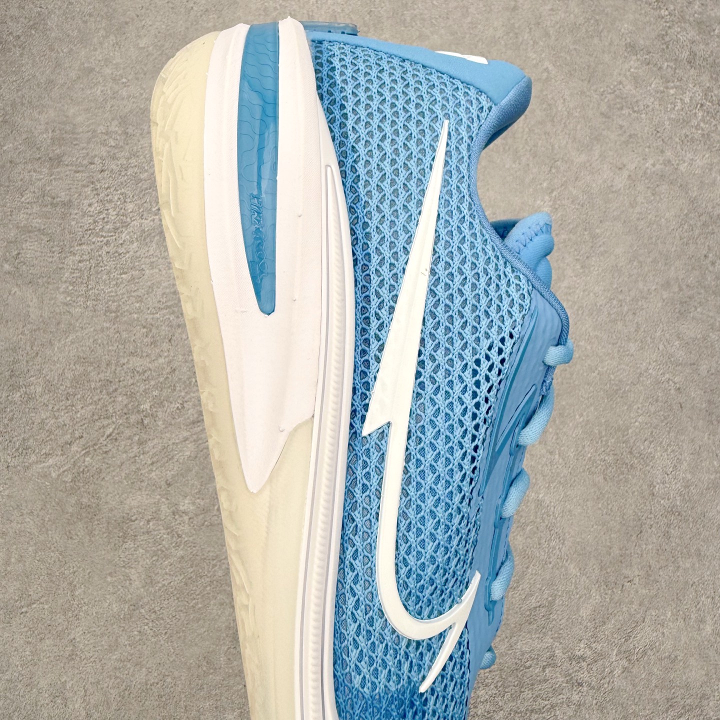 Nike Air Zoom GT Cut 1