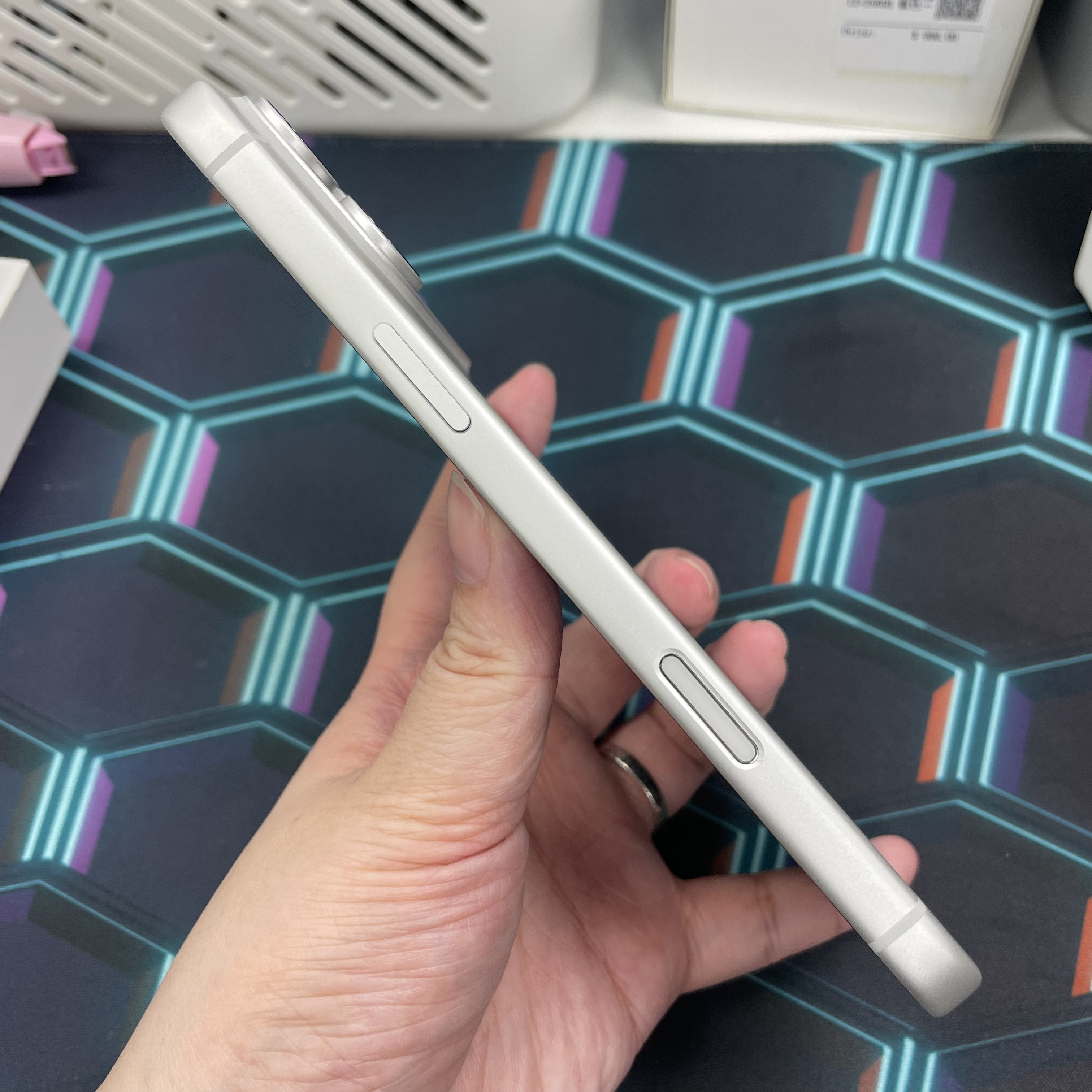 *6315 17 Promax 未使用品 512GB 電100 銀色 sliver