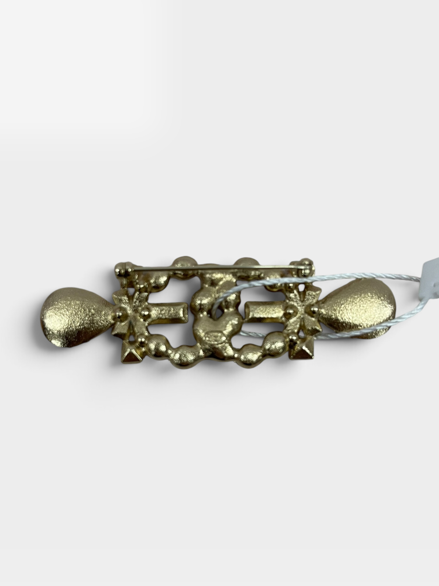 Pre-Owned CHANEL  Pearl And Crystal Bar Brooch / Product Code: 091404