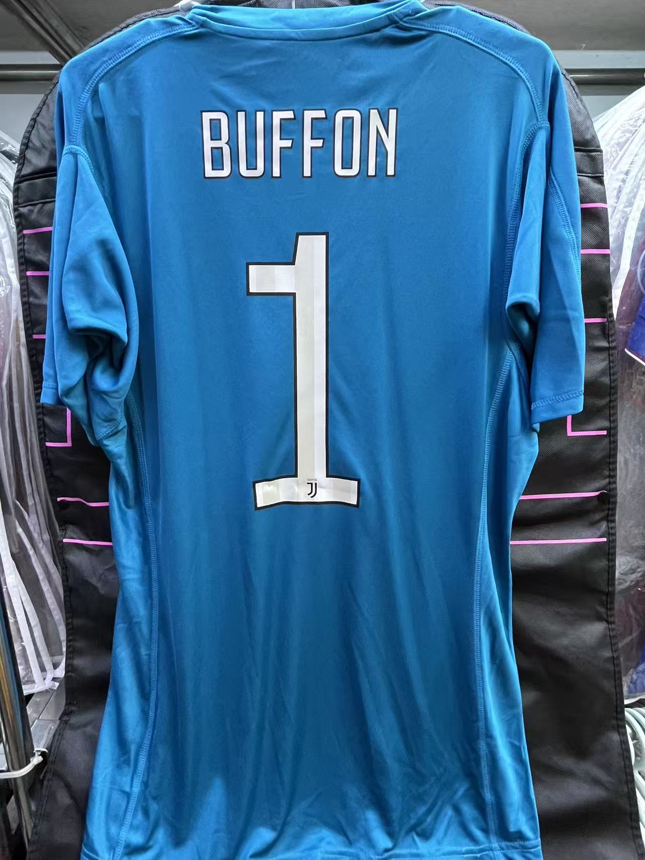 2017-18 Juventus GK Shirt #1 BUFFON Size M "BNWT"