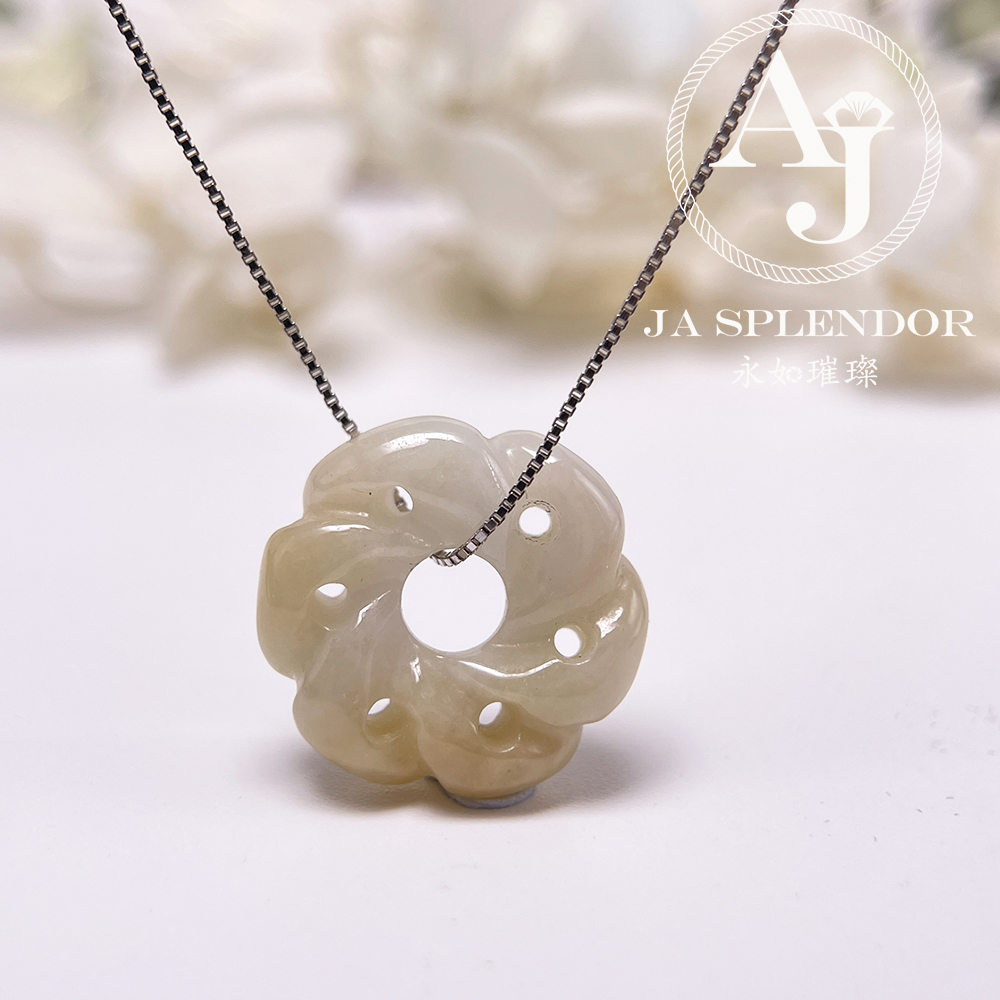 JN-2737 天然翡翠A玉-糖環花開富貴立體雕花吊墜（送銀鏈）