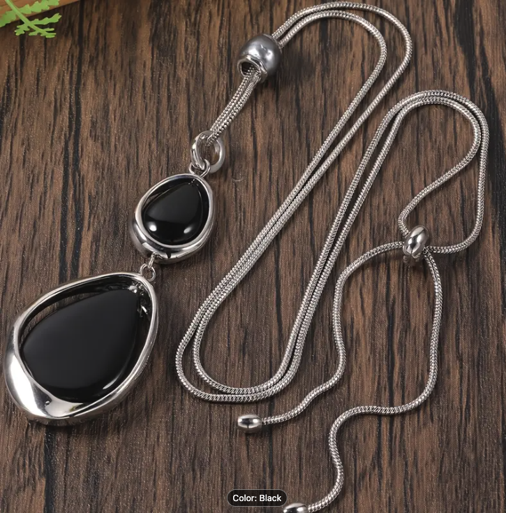 Simple Geometric Black Stone Pendant Necklace