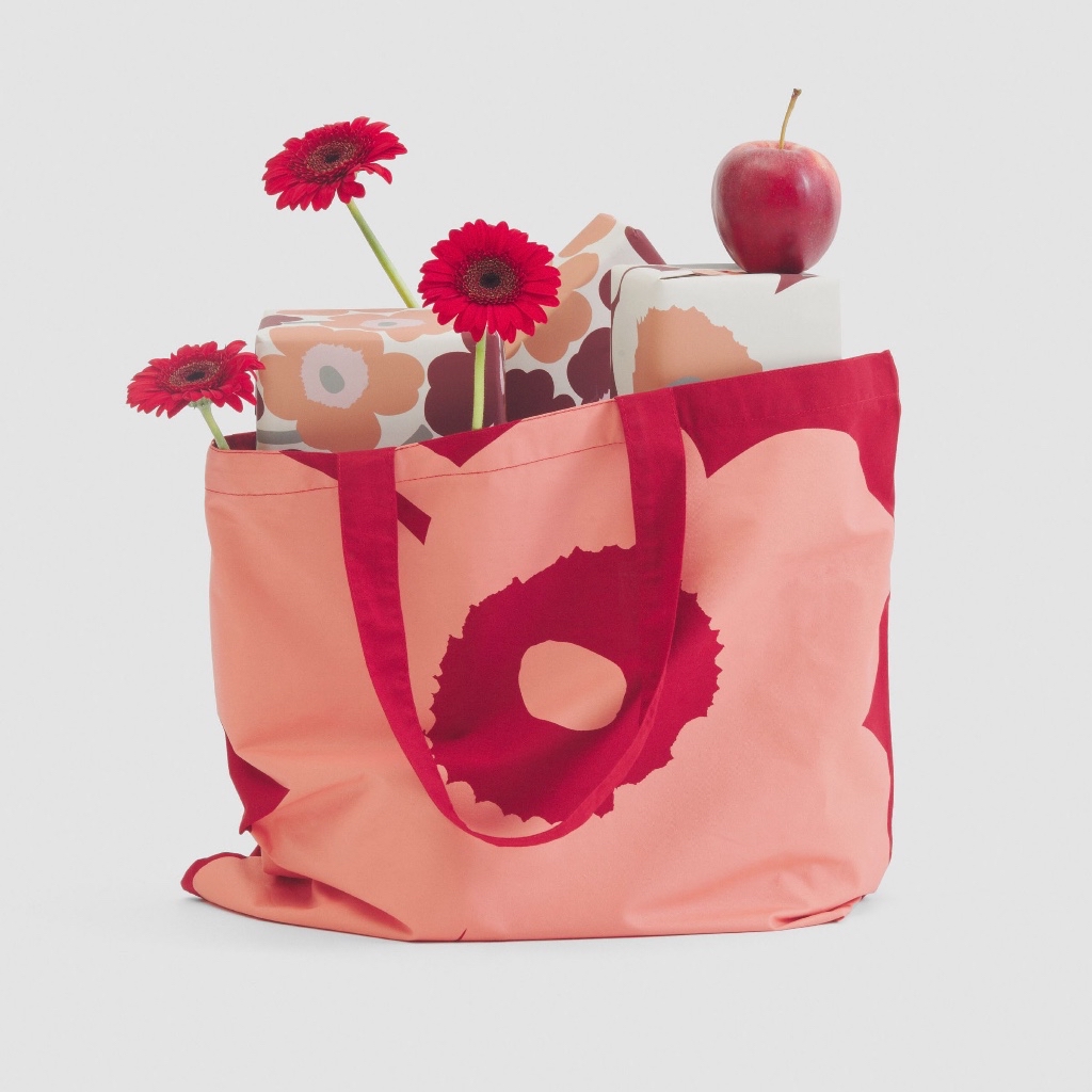 Marimekko Tote Bag  Marimekko Logo 手提袋大花圖案兩個顏色可以