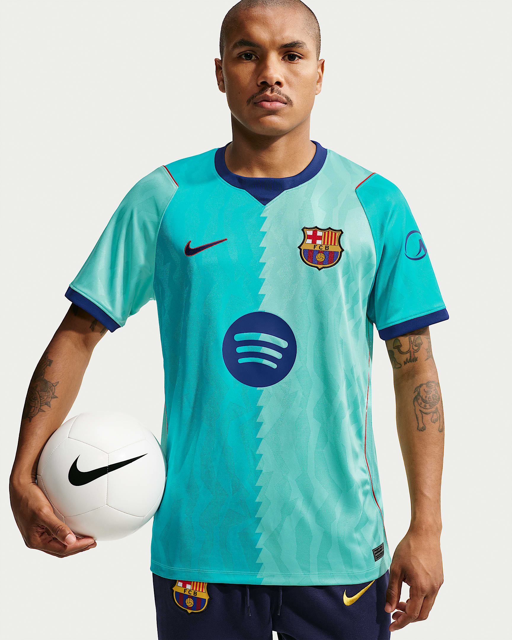 重溫經典設計 Nike Barcelona 巴塞羅拿 2026-27 三客球迷版球衣 (可加印字章) II6652