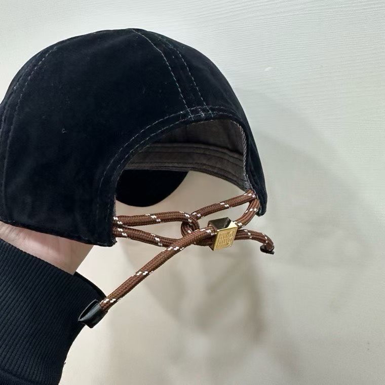 訂貨📮 MIUMIU 黑色天鵝絨cap帽 Size S/M/L 