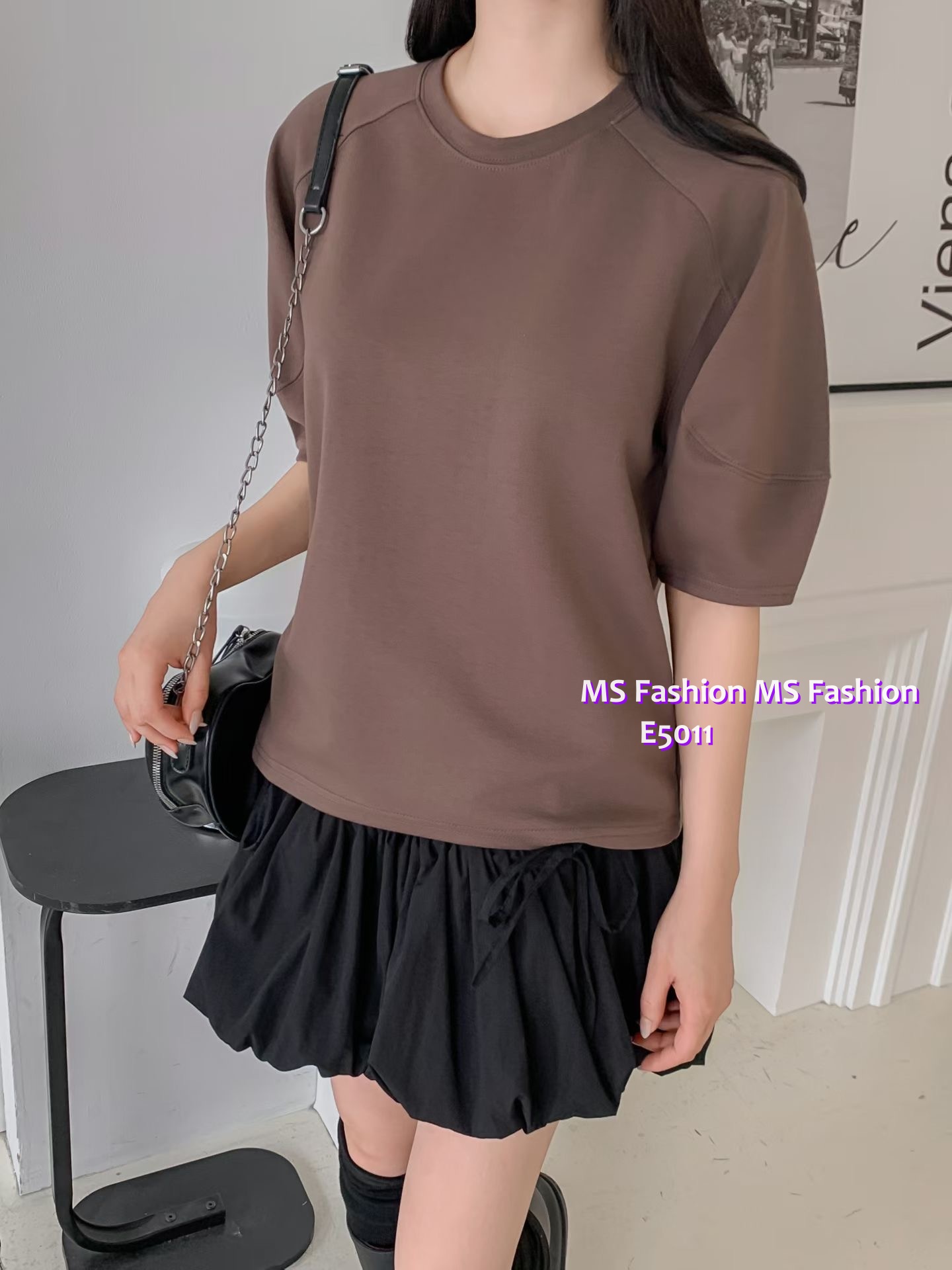 E5011 淨色泡泡袖top