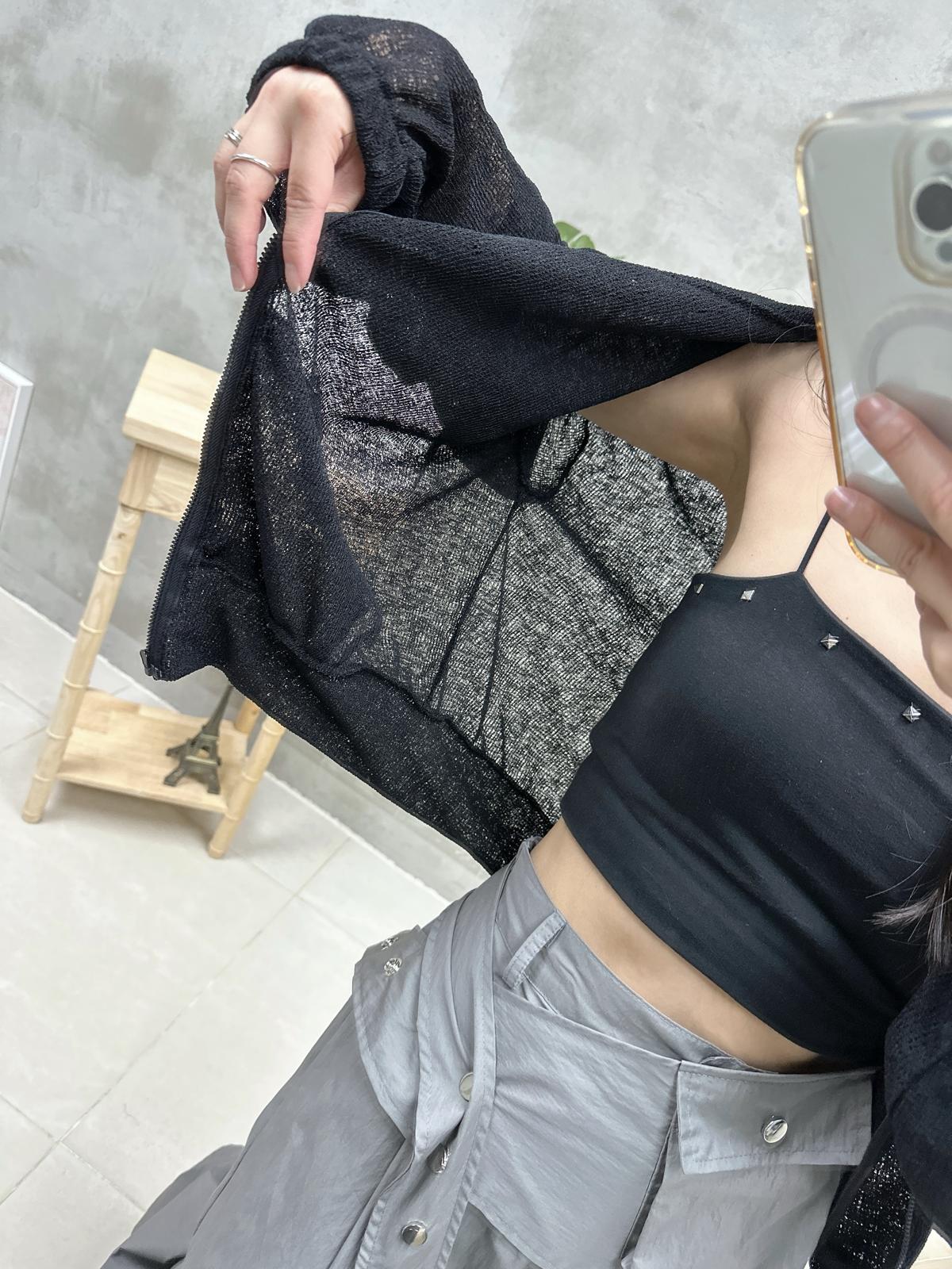 J03 透身網外套