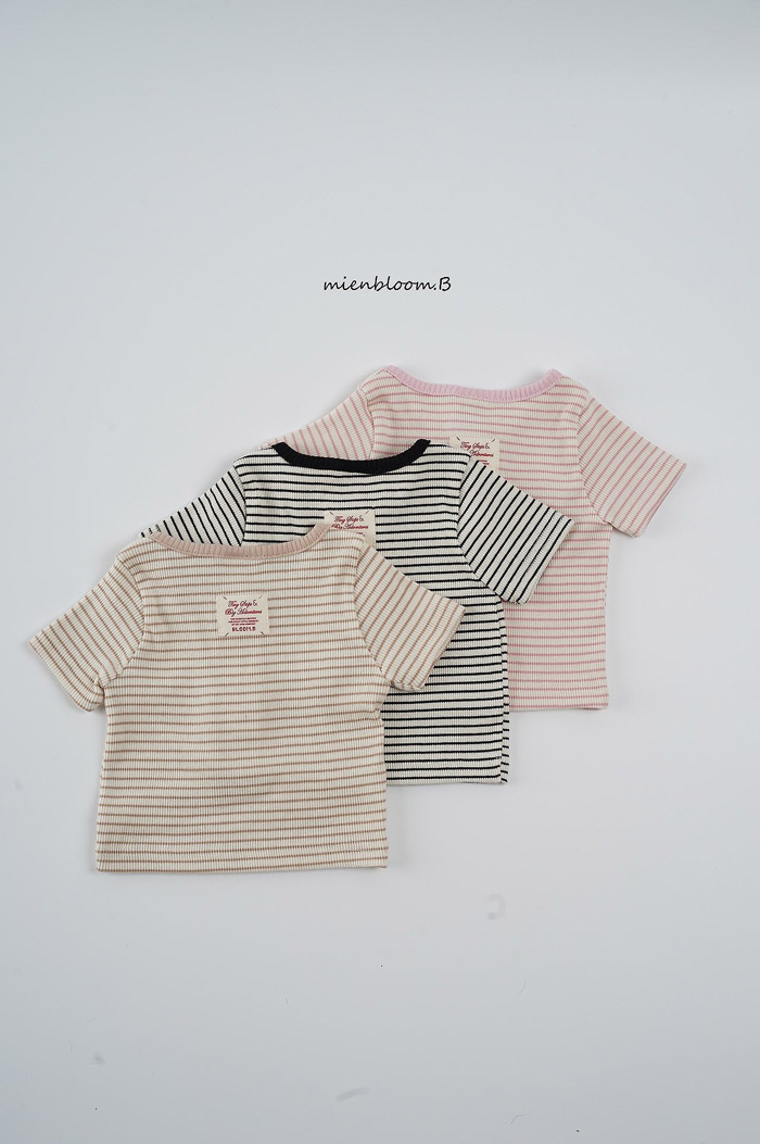 🇰🇷mienbloom.b tee