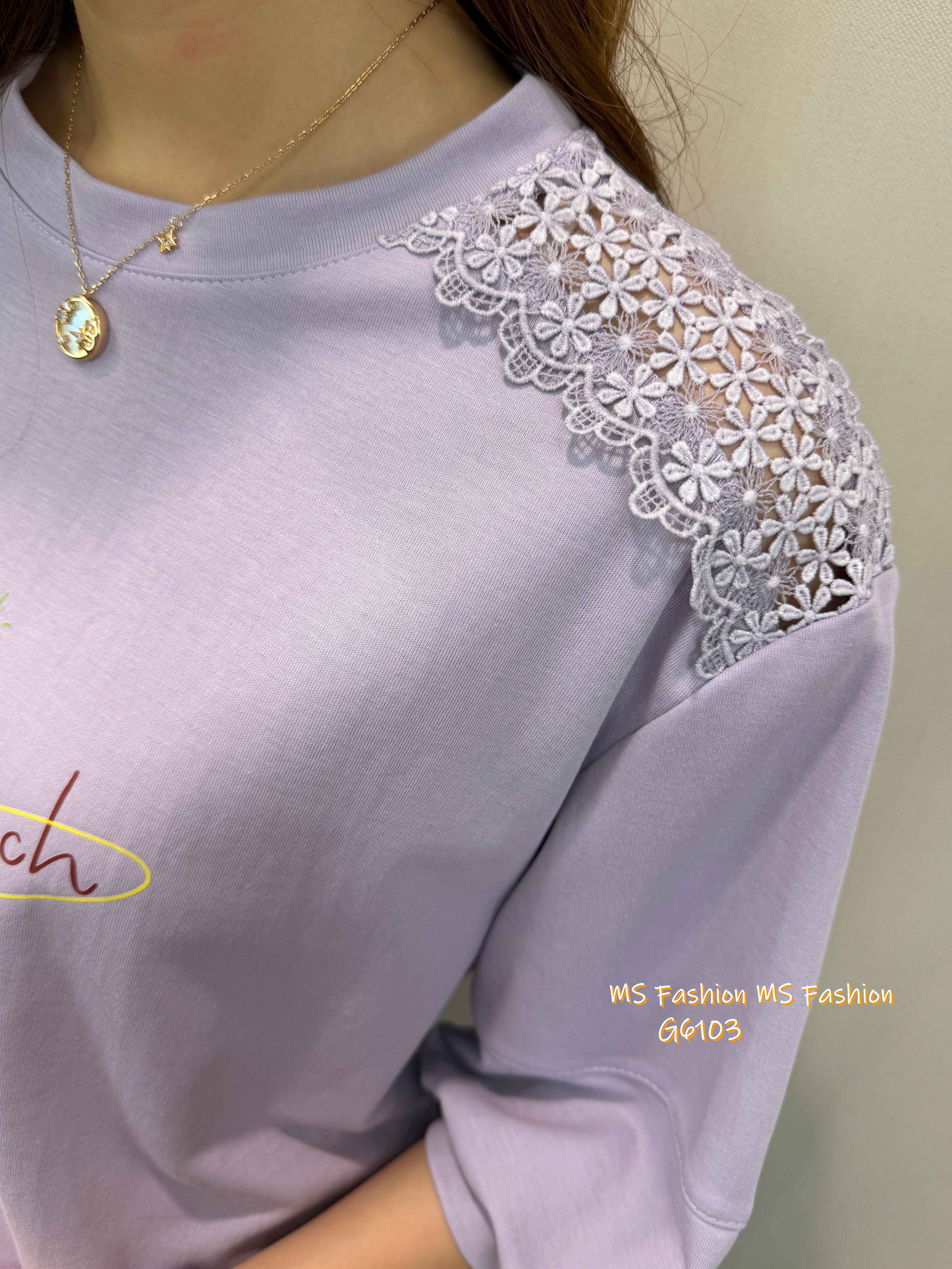 G6103 韓國🇰🇷靚print肩通花top