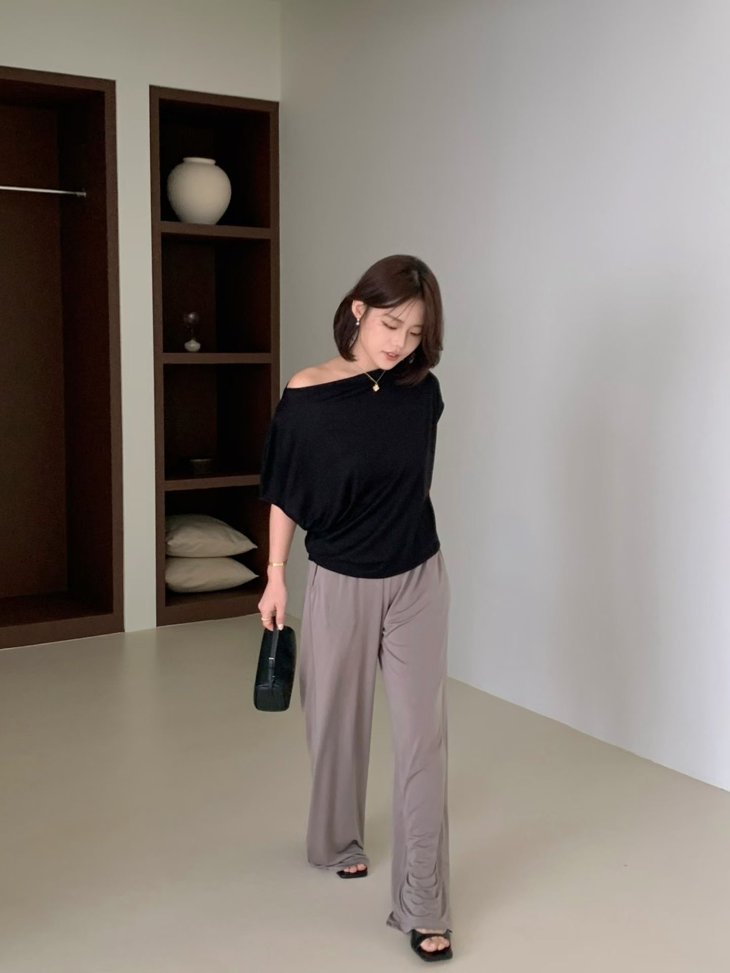 MT14 垂感舒服闊褲