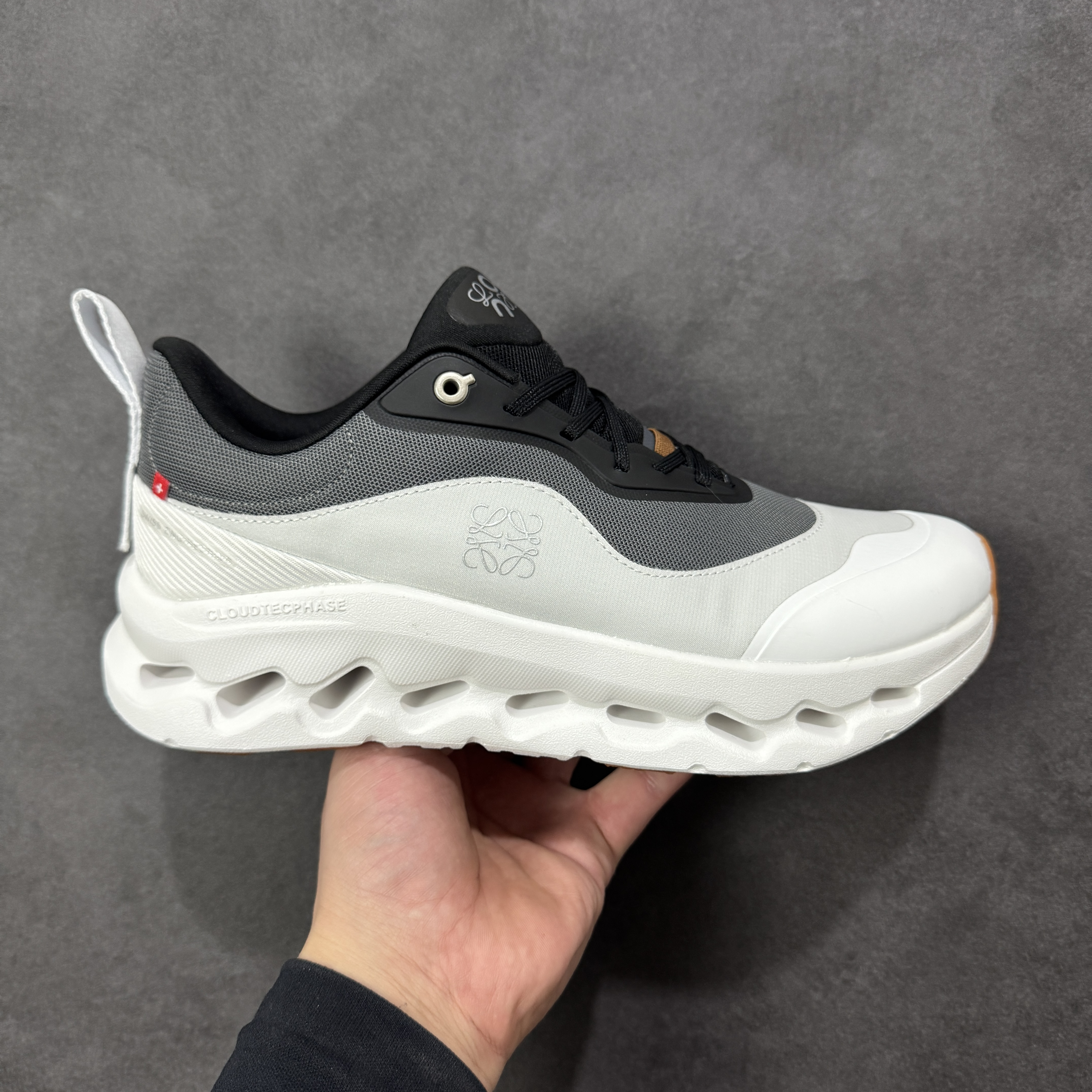 On Running Cloudtilt 2LOEWE 