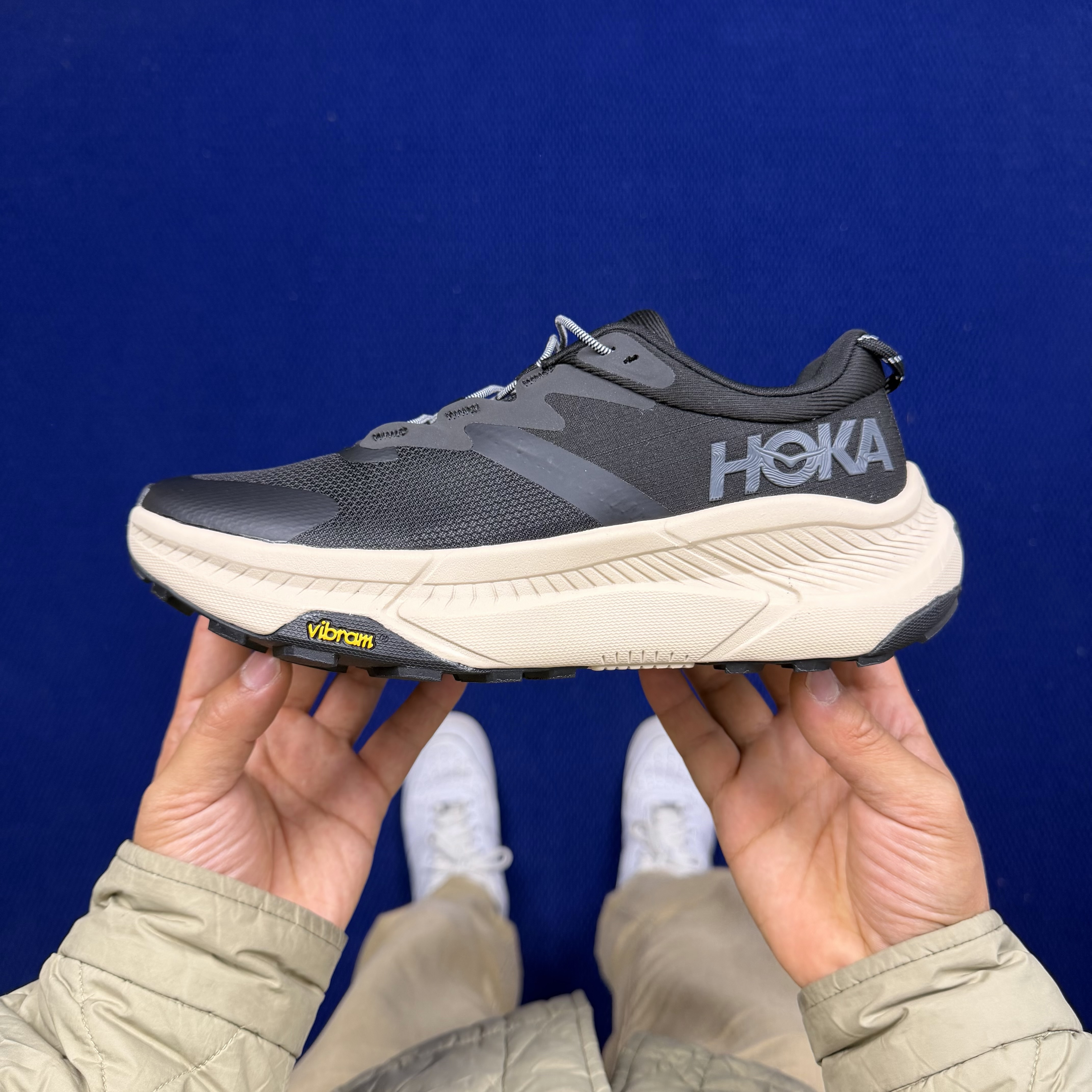 Hoka One One Transport