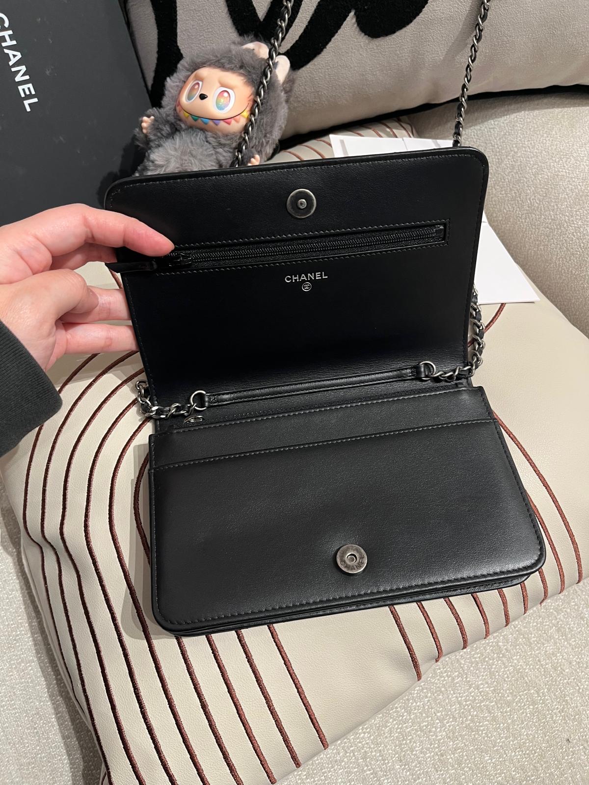 未使用品 Chanel wallet on chain 限量版，牛皮 100%Authentic ,Unused ✅專門店收據✅28Card✅box