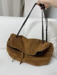 LOEUVRE - Arche Shoulder Large (suede ver.) FA6AB377-N8