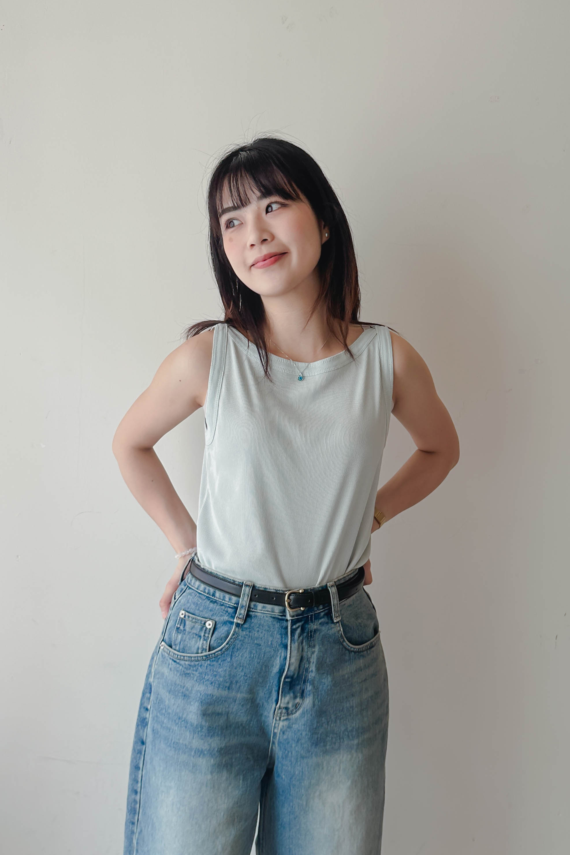 純色船領入肩背心 (四色入)