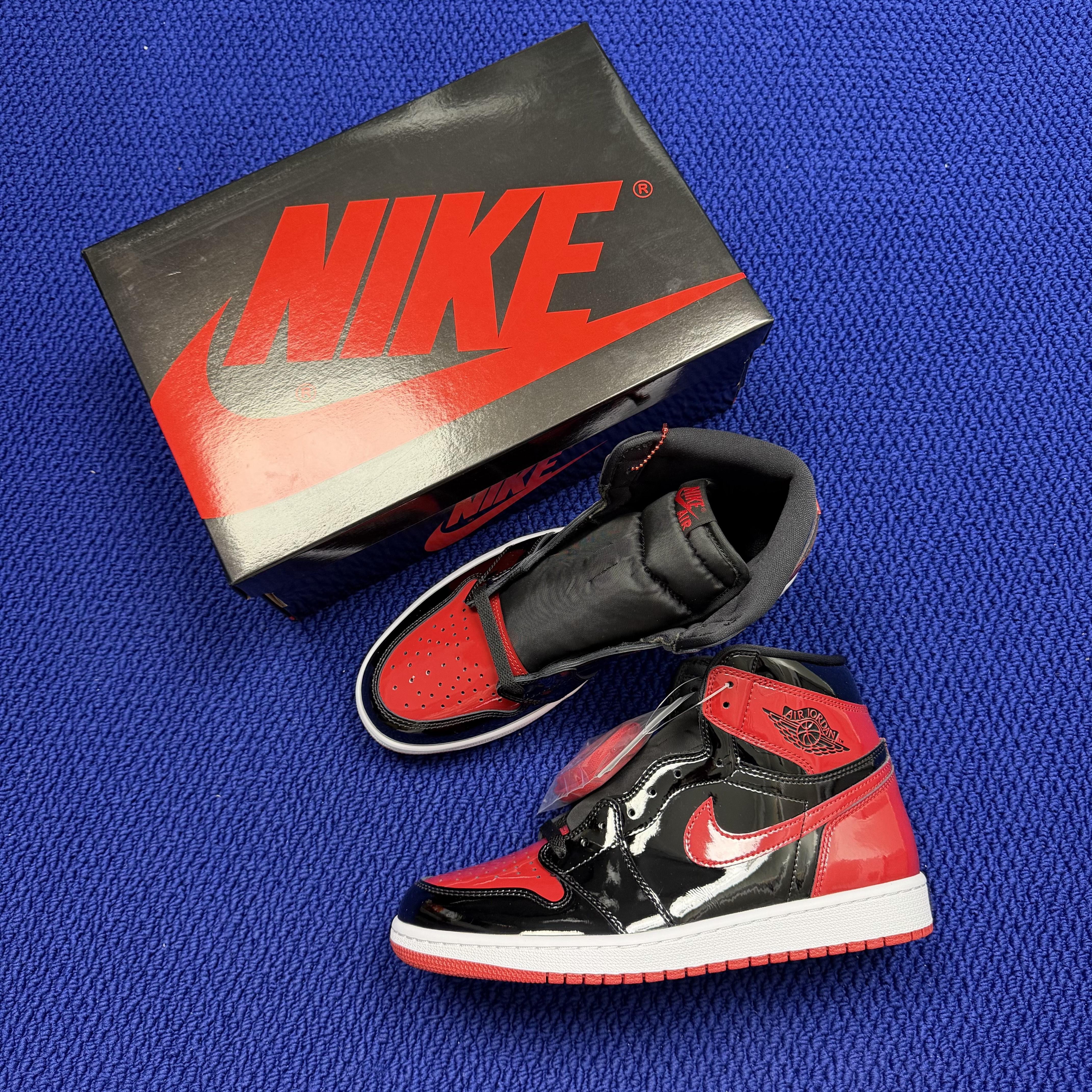 Nike Air Jordan 1 Retro High OG Patent Bred 555088-063