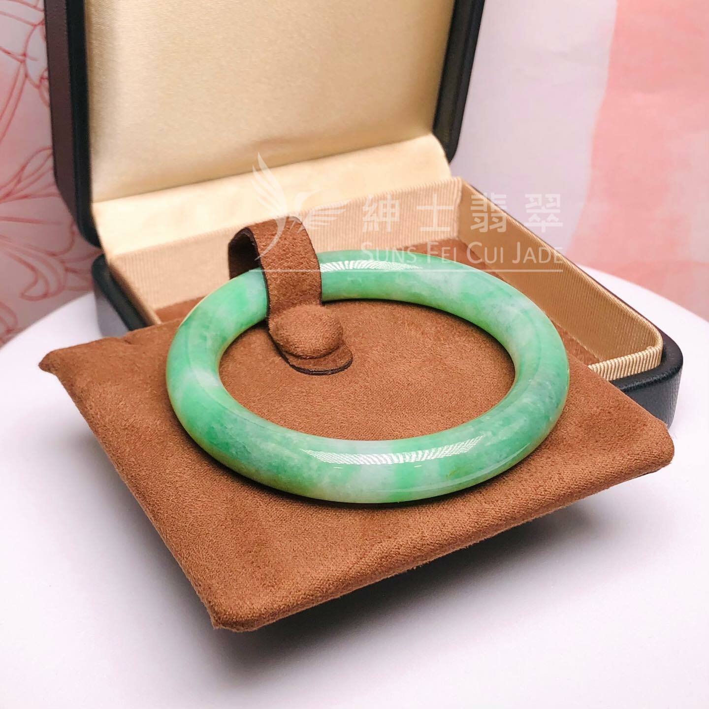 滿綠翡翠圓鐲51.8mm