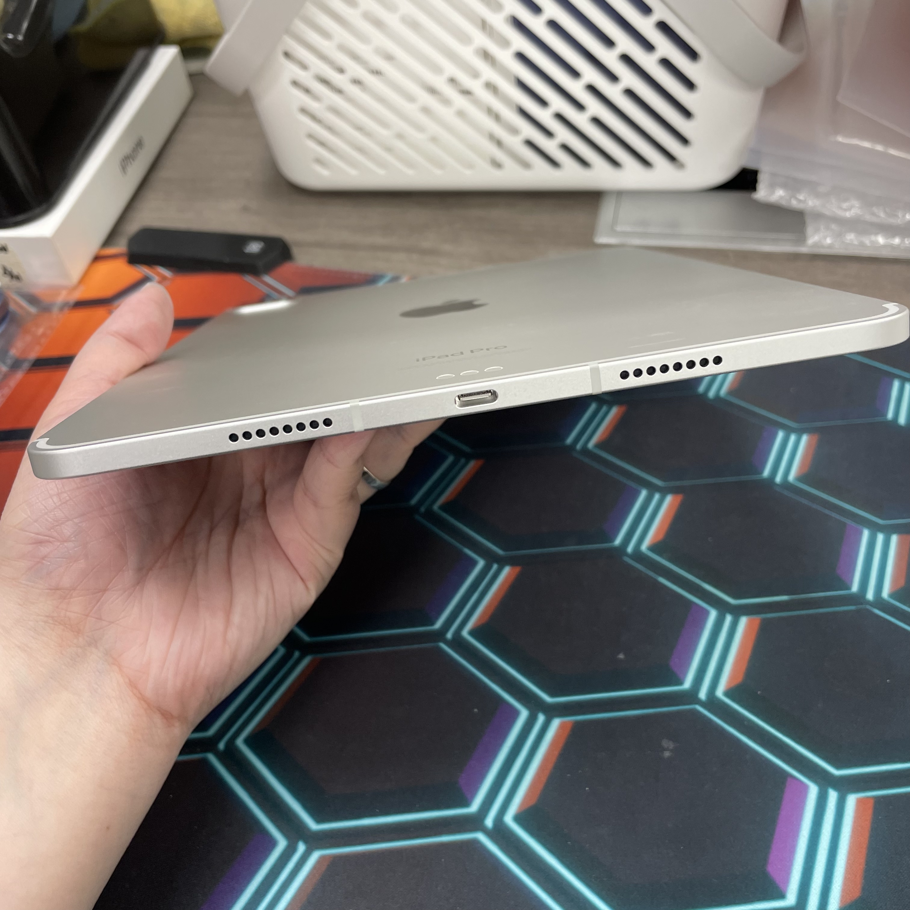 *6692 iPad Pro 4 11吋 M2 全新機 2TB 插卡版 銀色 sliver