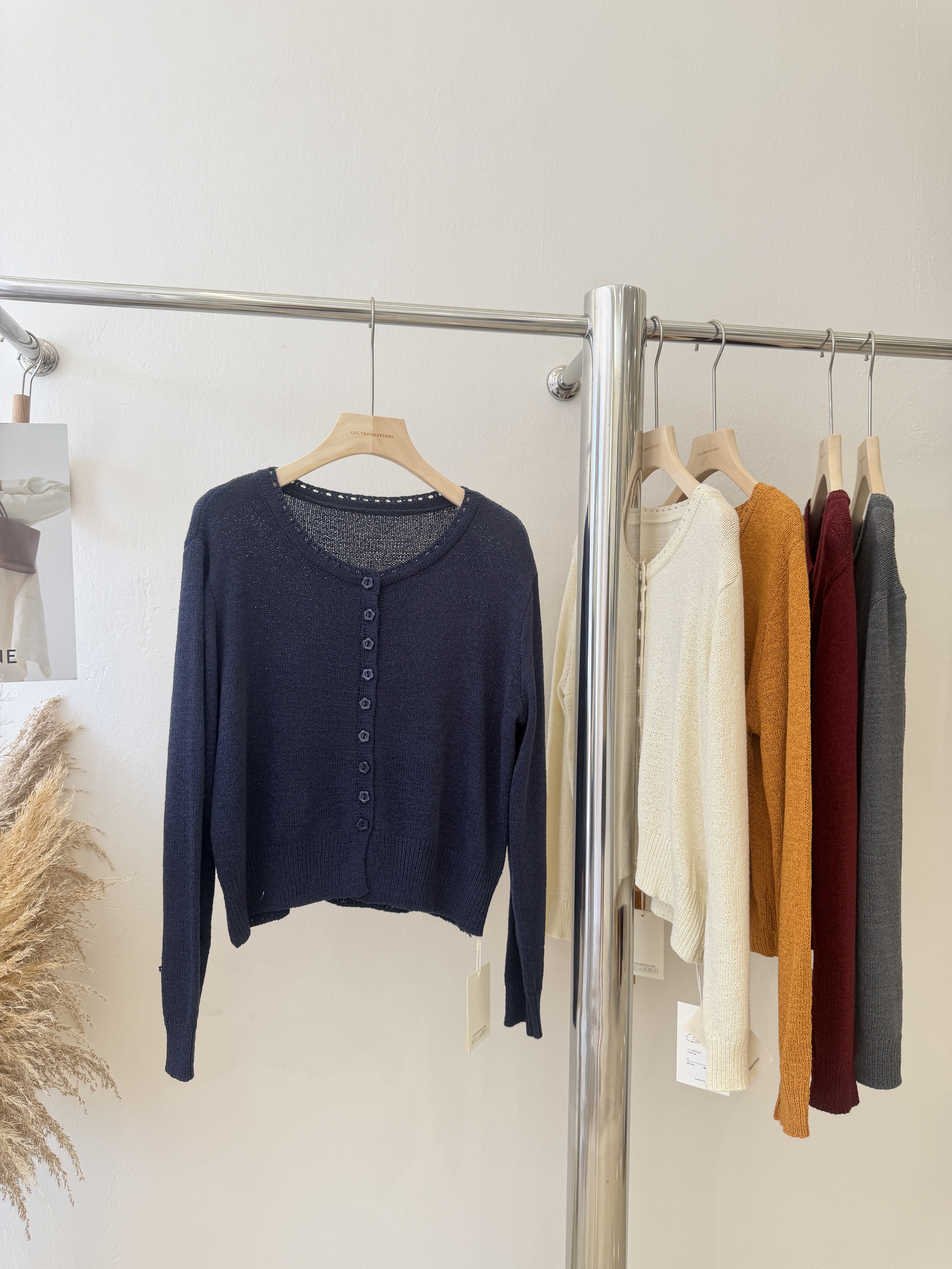 6737 韩版花朵纽扣针织长袖