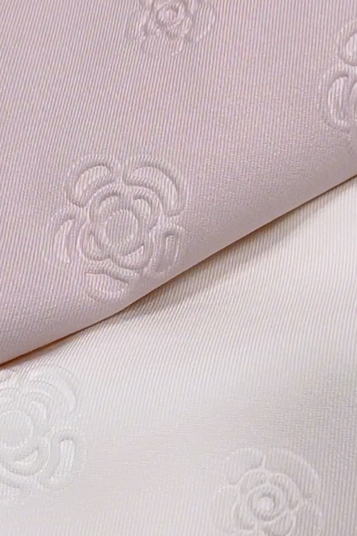 RB1003 Floral Emboss Top