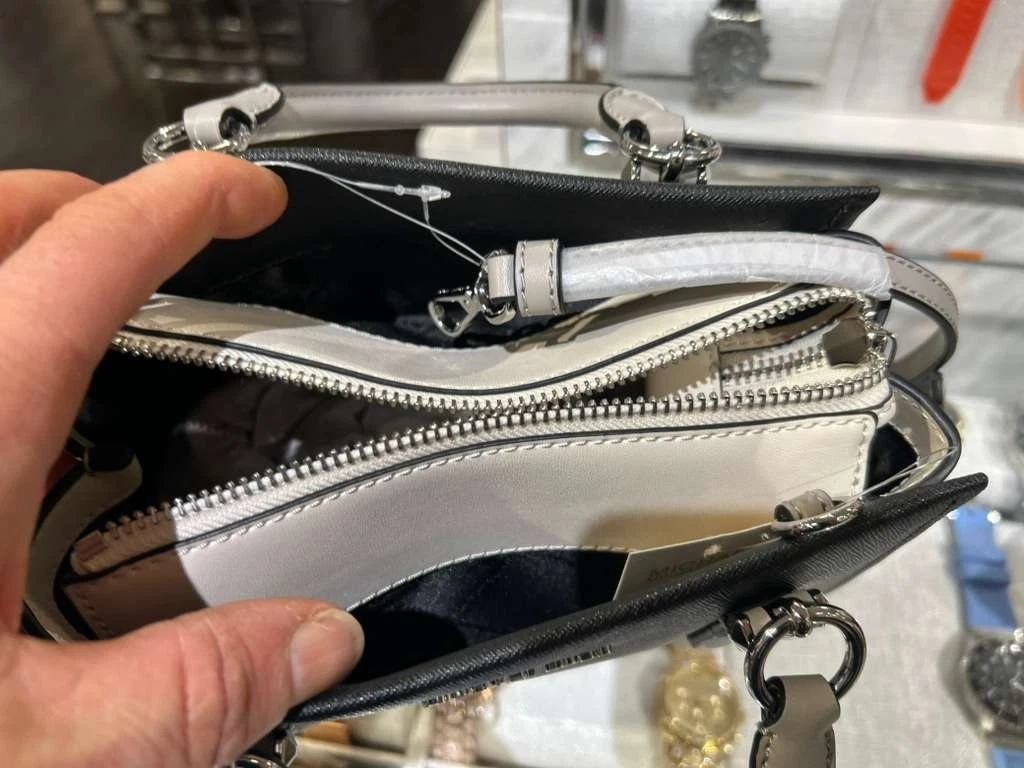 香港現貨-Michael Kors Outlet Marilyn Saffiano Leather Messenger Bag Black Multi