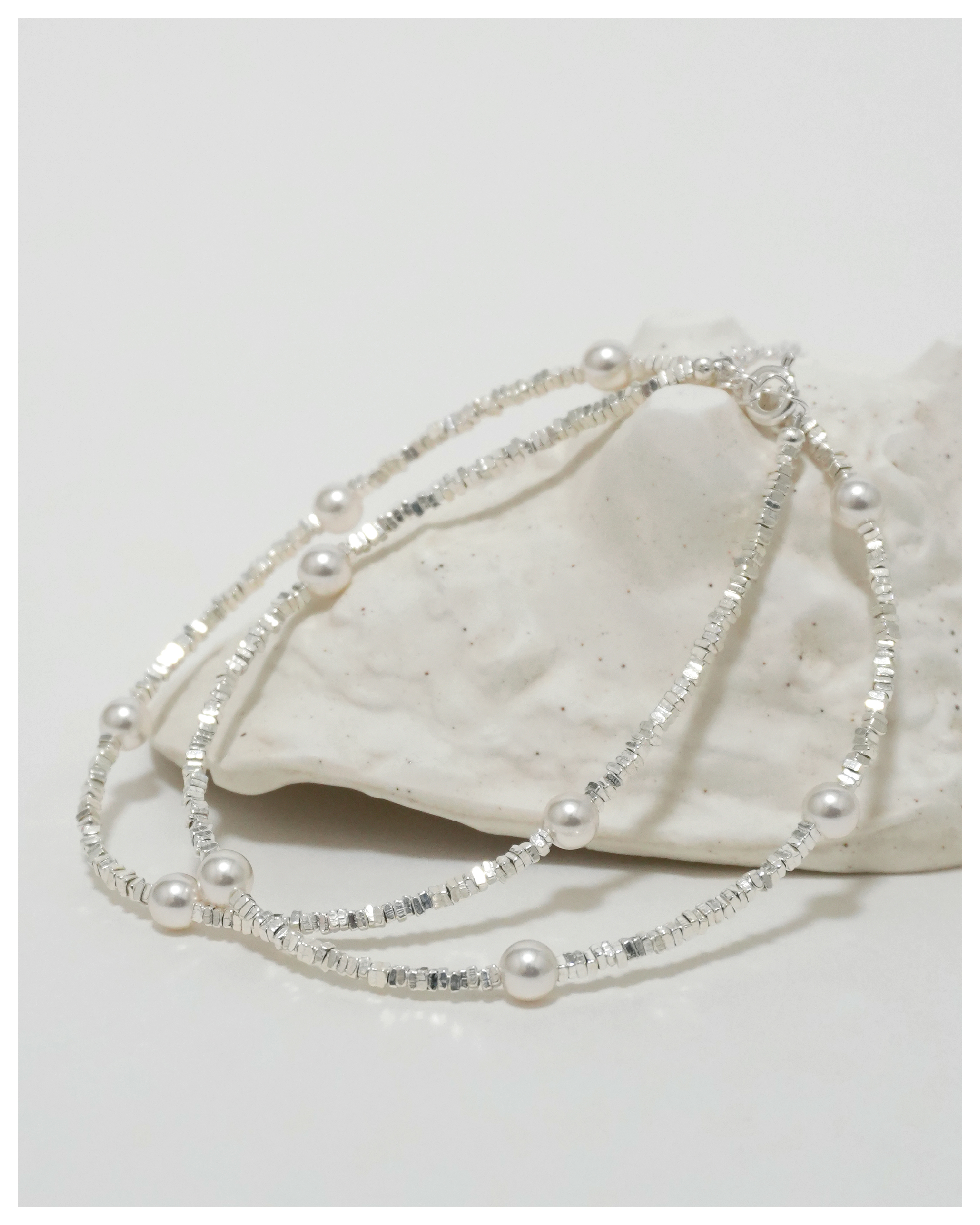 Twisted Harmony Pearl Necklace
