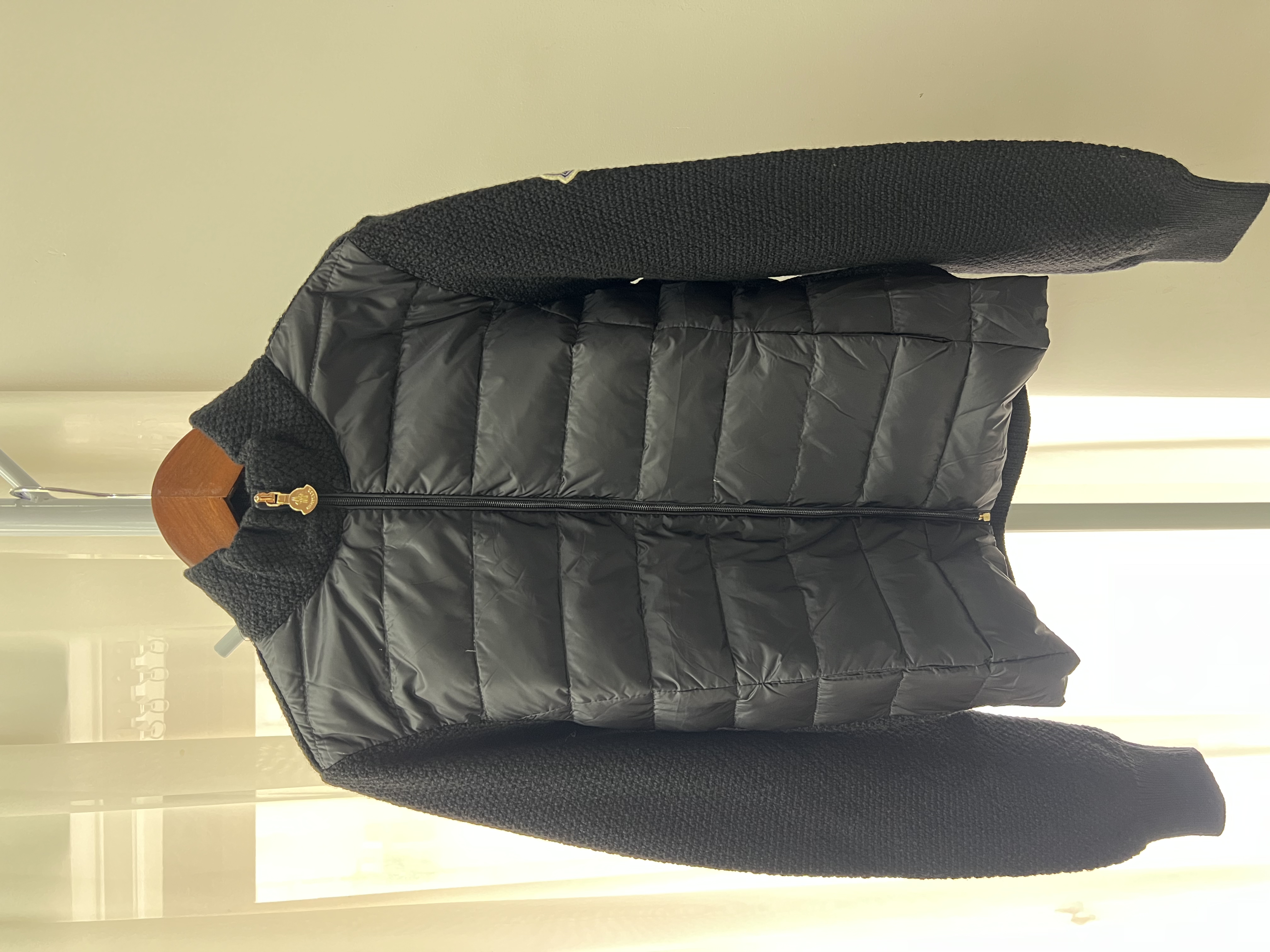 Pre-Owned Moncler Jacket / Product Code: 26041102