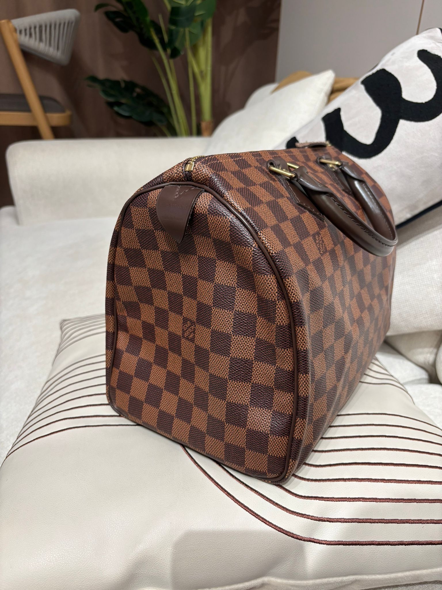 Lv speedy 30 100%Authentic,98%new ✅Key Lock ✅塵袋